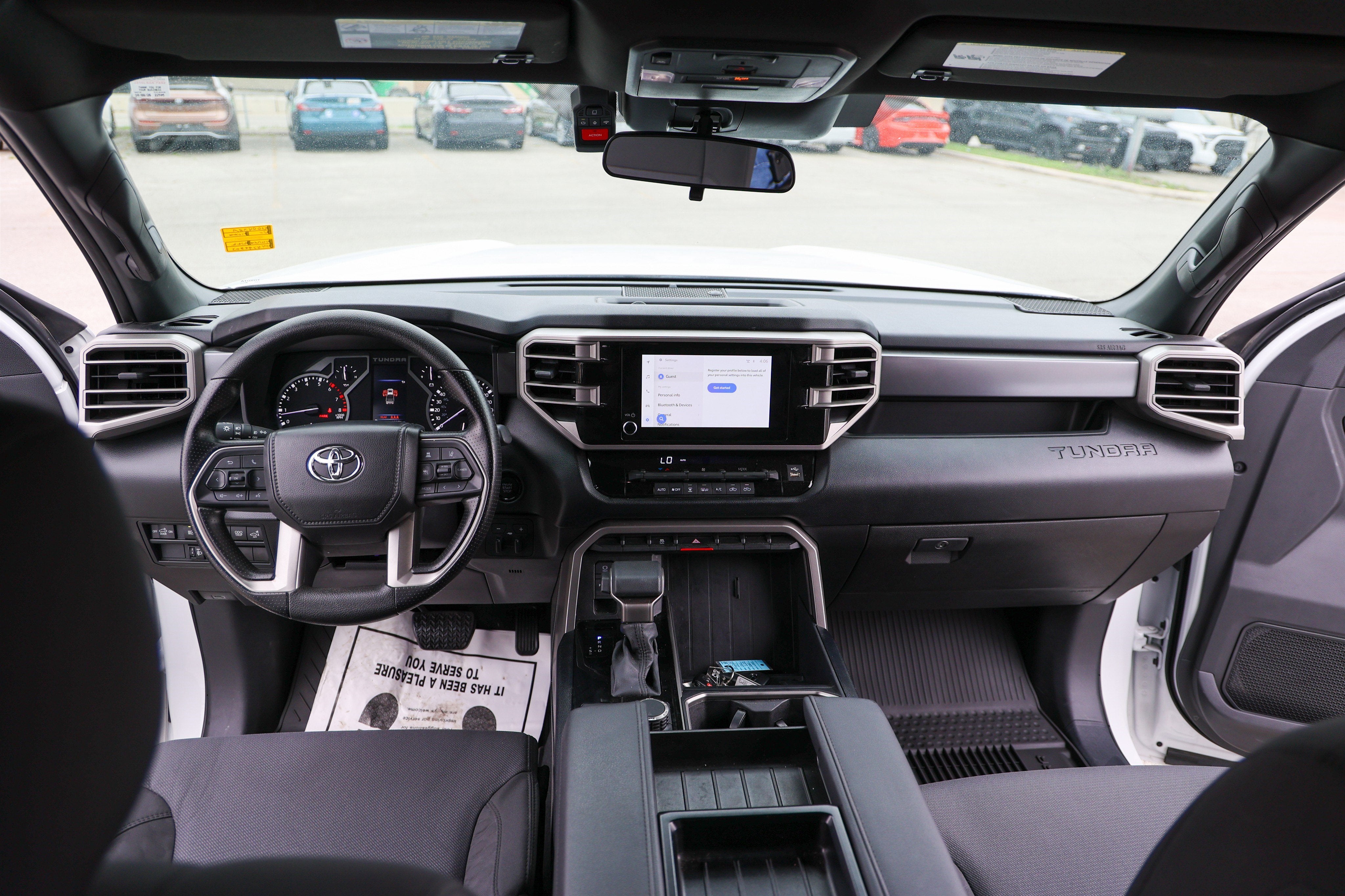 2025 Toyota TUNDRA 4X4 SR5