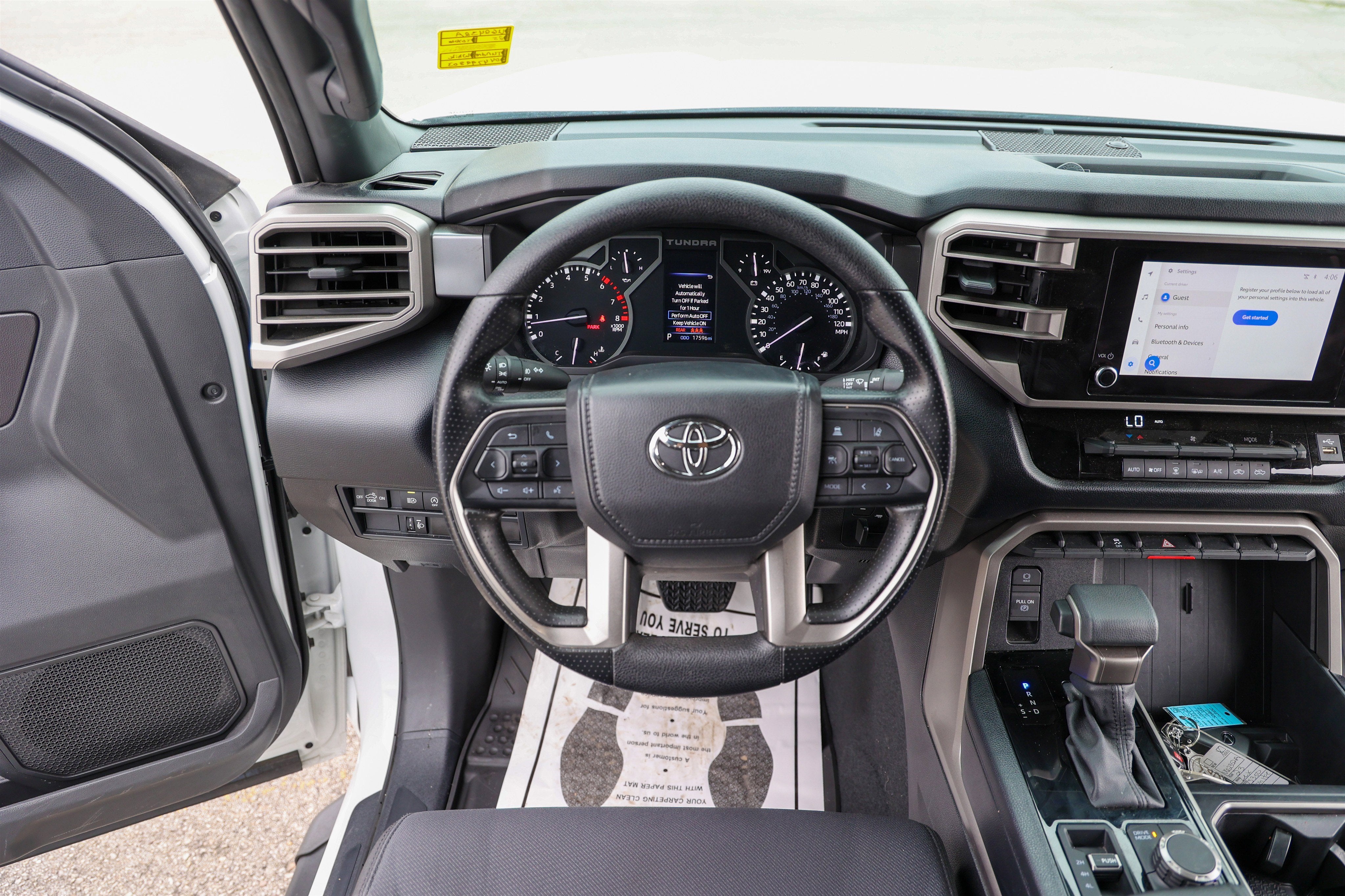 2025 Toyota TUNDRA 4X4 SR5