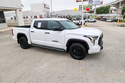 2025 Toyota TUNDRA 4X4 SR5