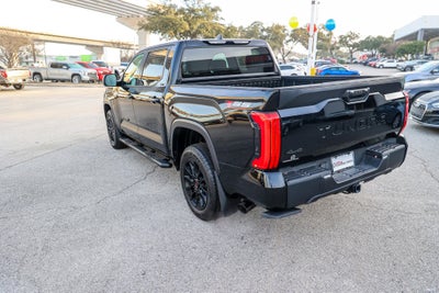 2024 Toyota TUNDRA 4X4 SR5