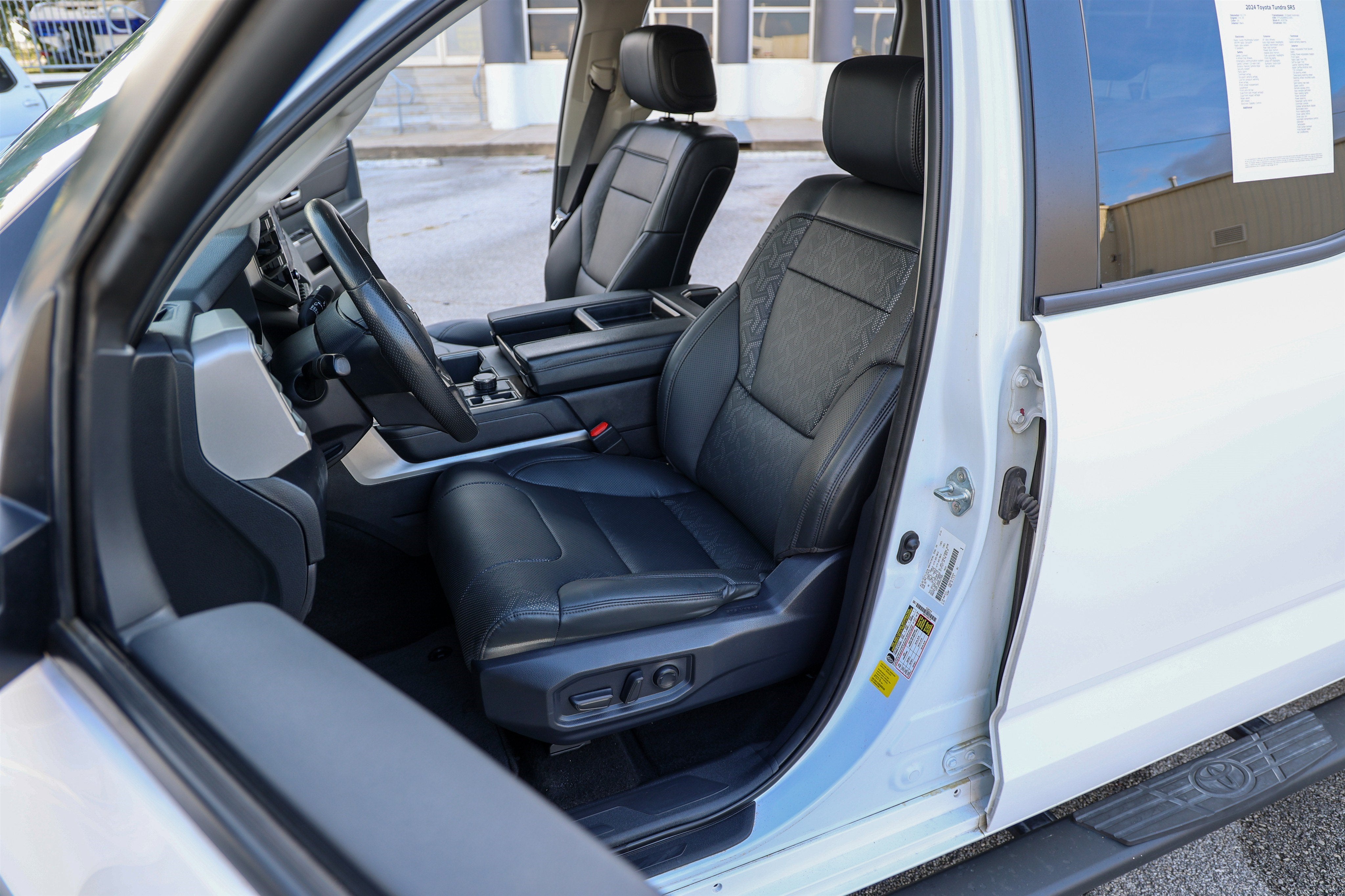 2024 Toyota Tundra SR5