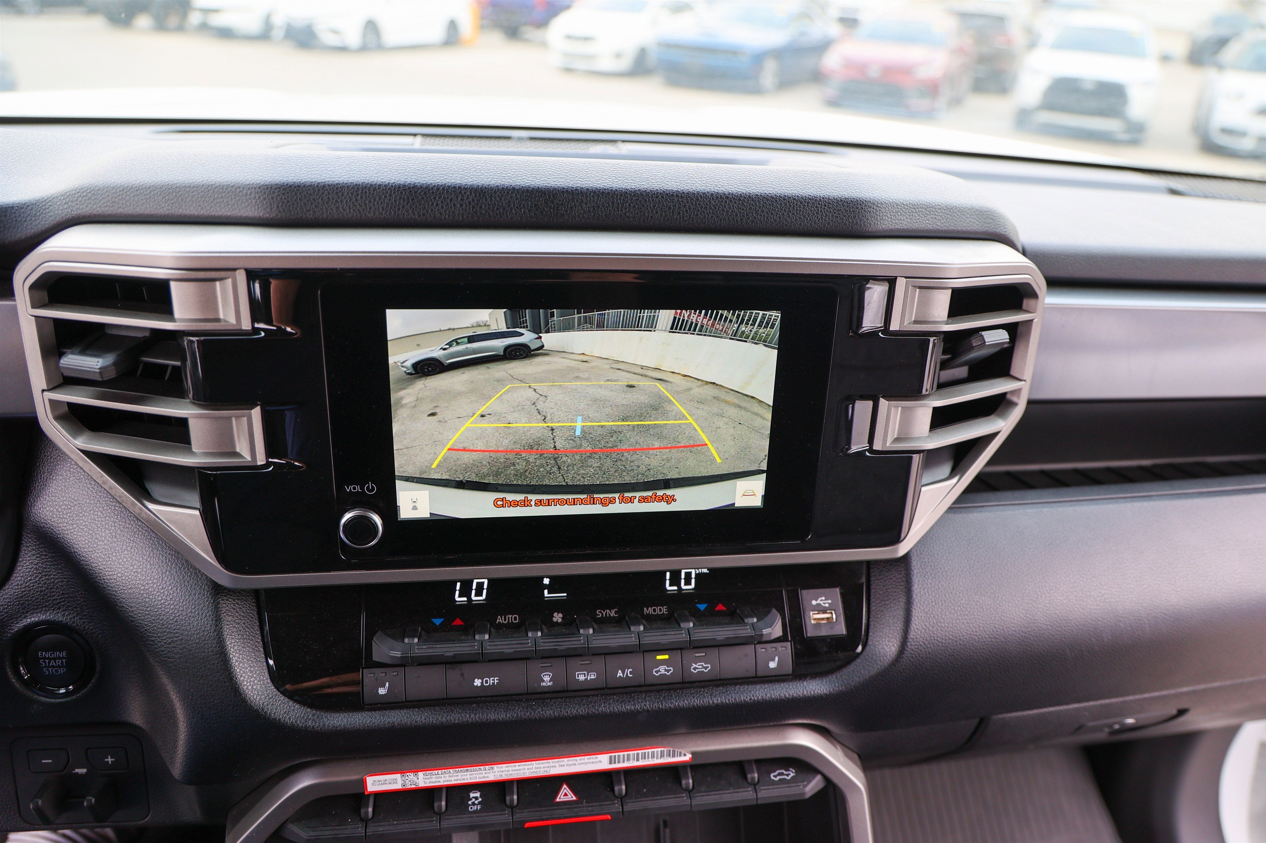 2025 Toyota TUNDRA 4X4 SR5