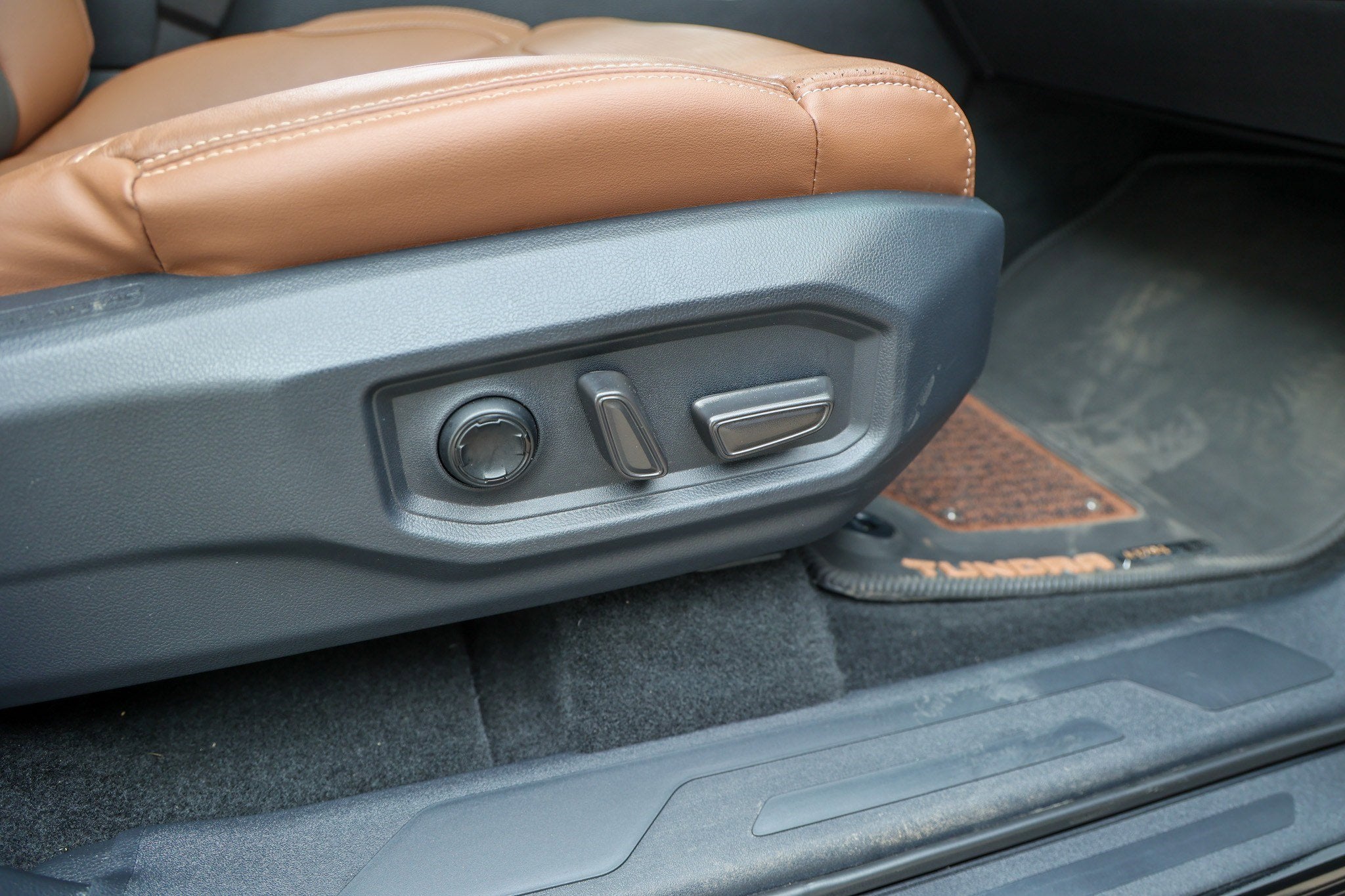 2025 Toyota TUNDRA 4X4 1794 Edition