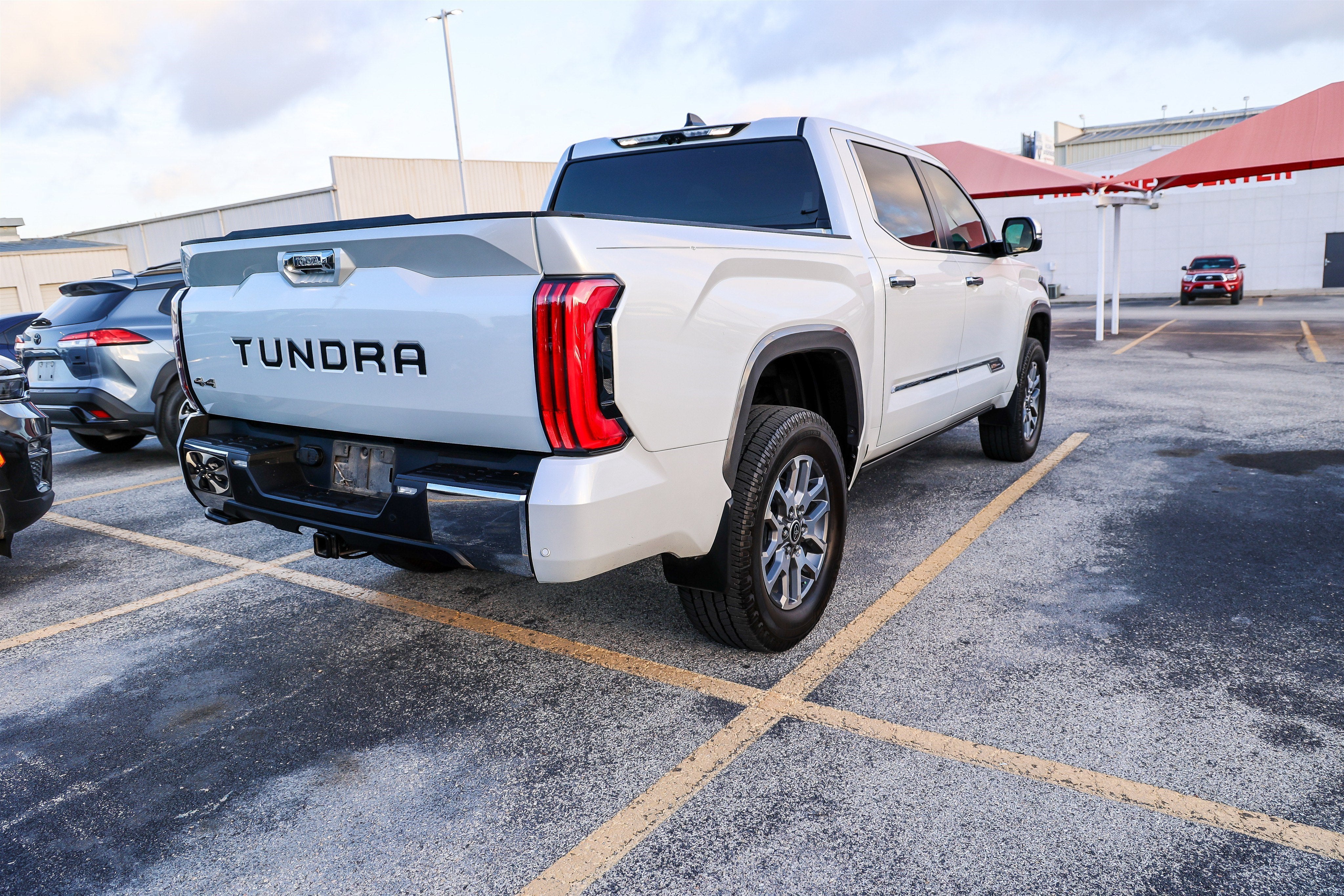 2024 Toyota Tundra i-FORCE MAX 1794 Edition Hybrid