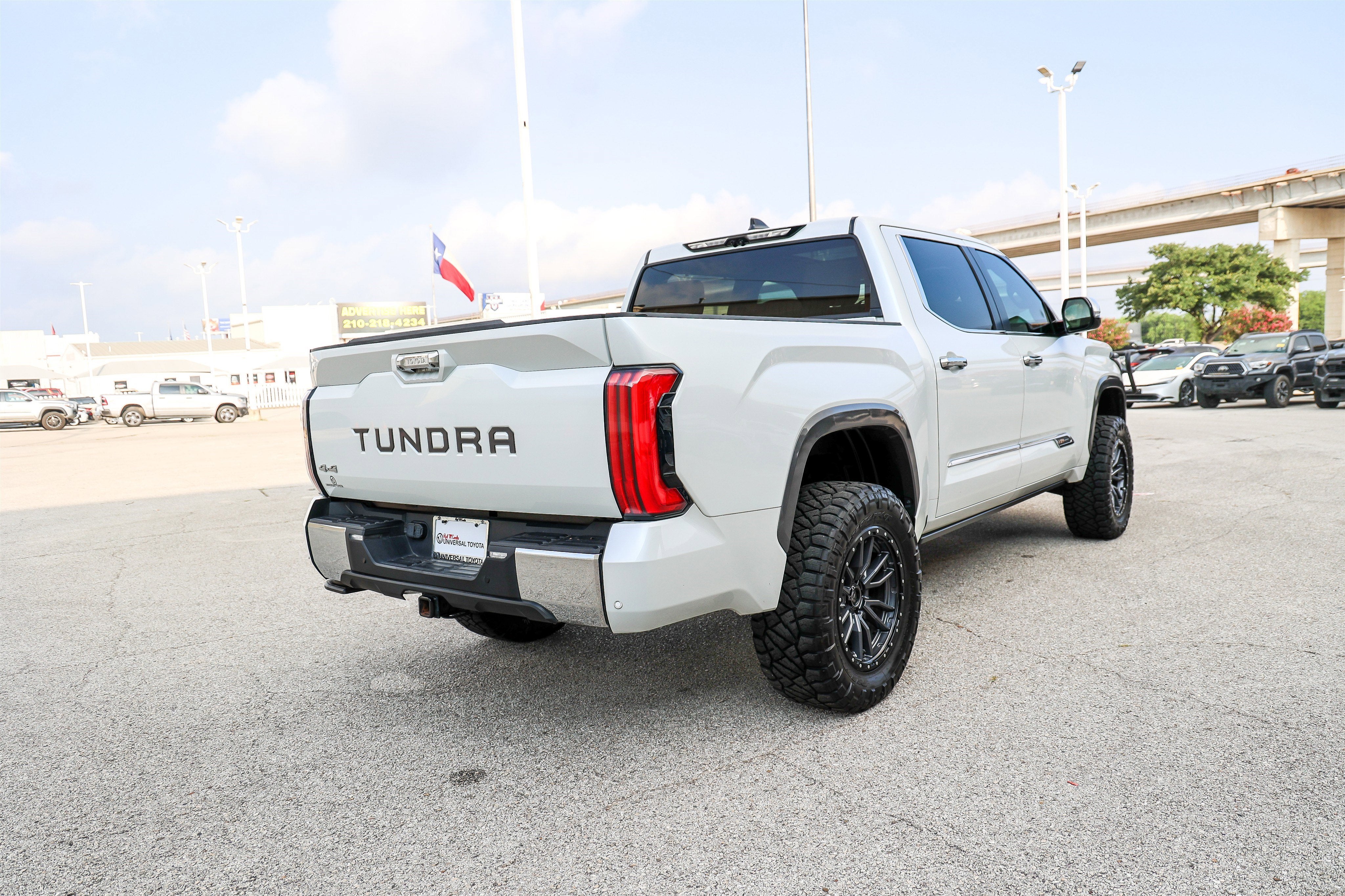 2024 Toyota Tundra i-FORCE MAX 1794 Edition Hybrid