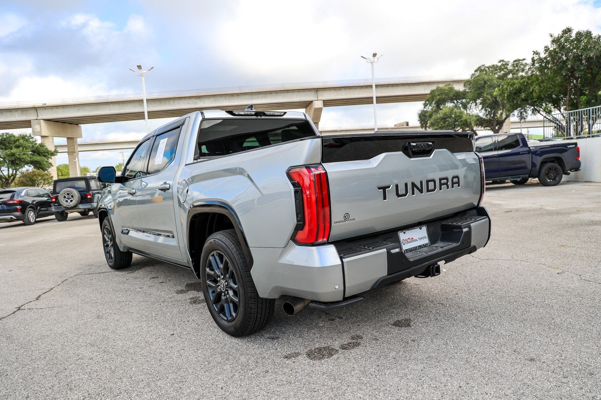 2022 Toyota Tundra Platinum
