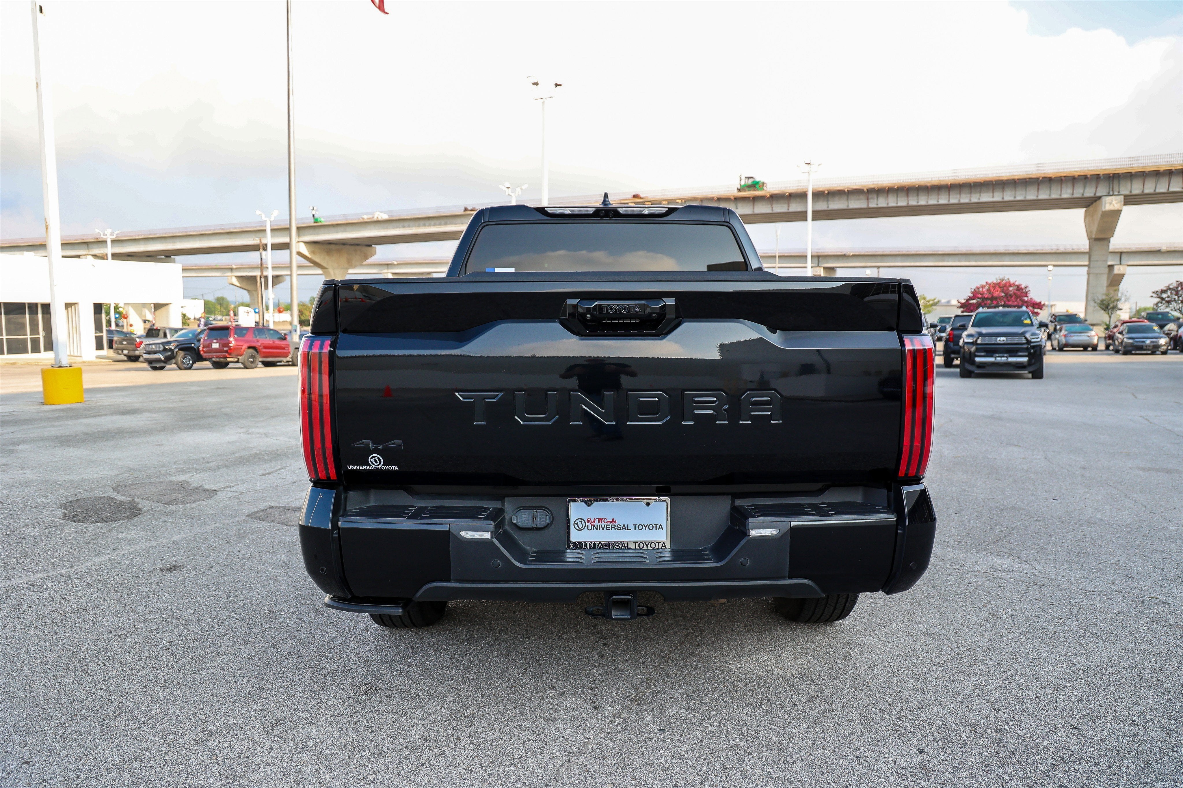 2024 Toyota Tundra Platinum