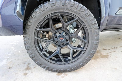 2025 Toyota TUNDRA 4X4 Platinum