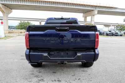 2025 Toyota TUNDRA 4X4 Platinum