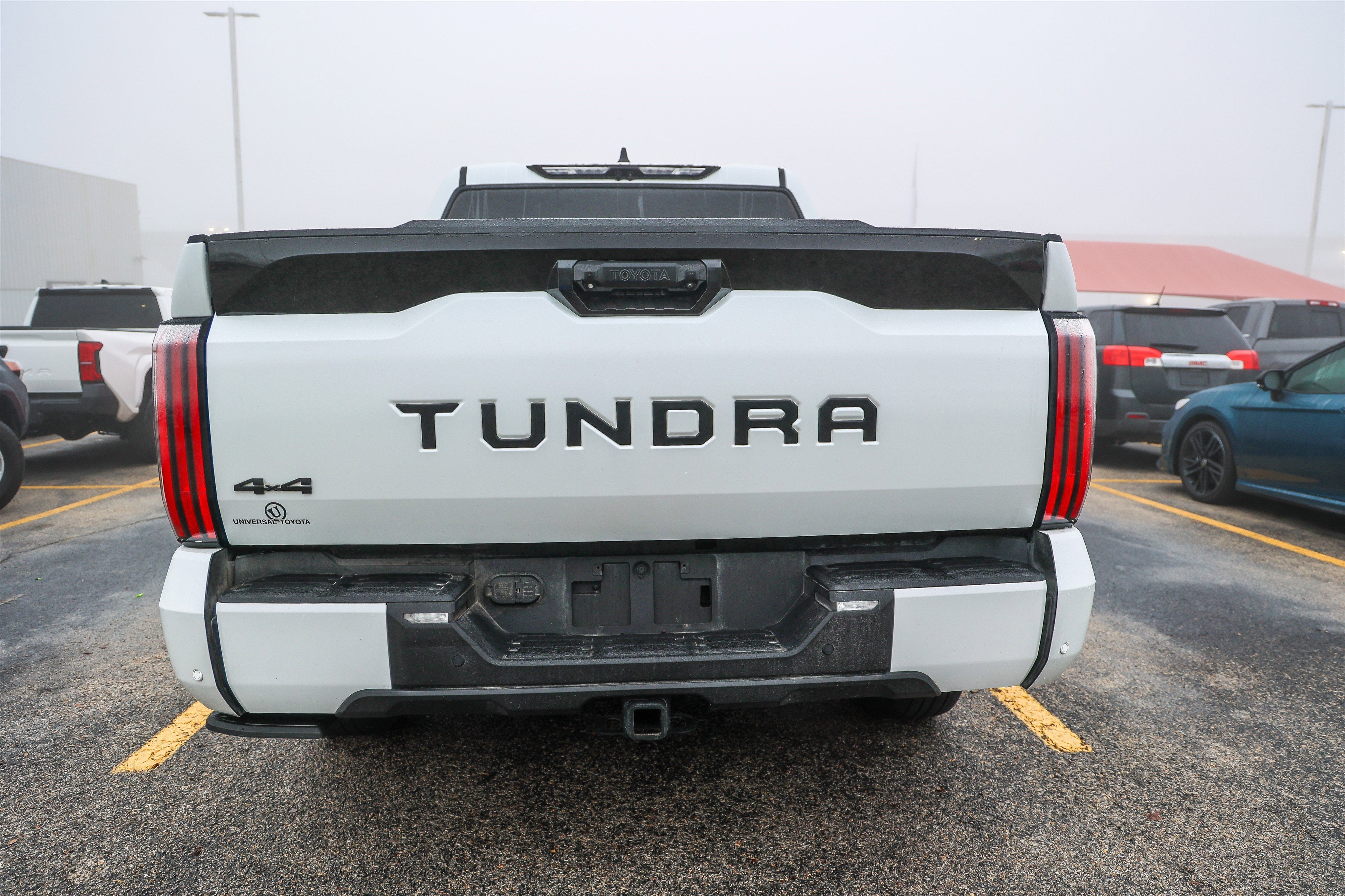 2024 Toyota TUNDRA 4X4 Platinum