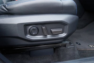 2023 Toyota TUNDRA 4X4 Platinum