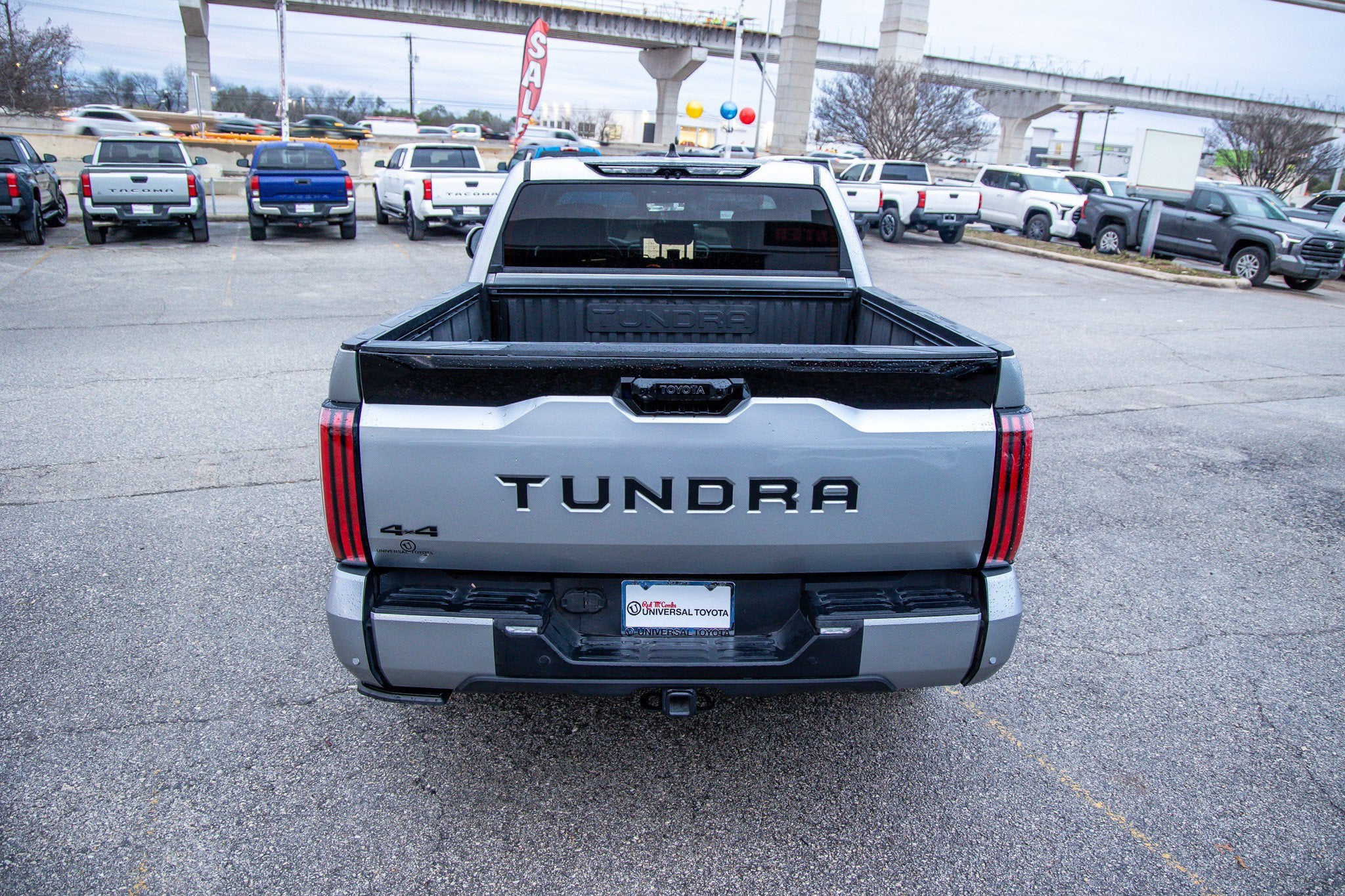 2023 Toyota TUNDRA 4X4 Platinum