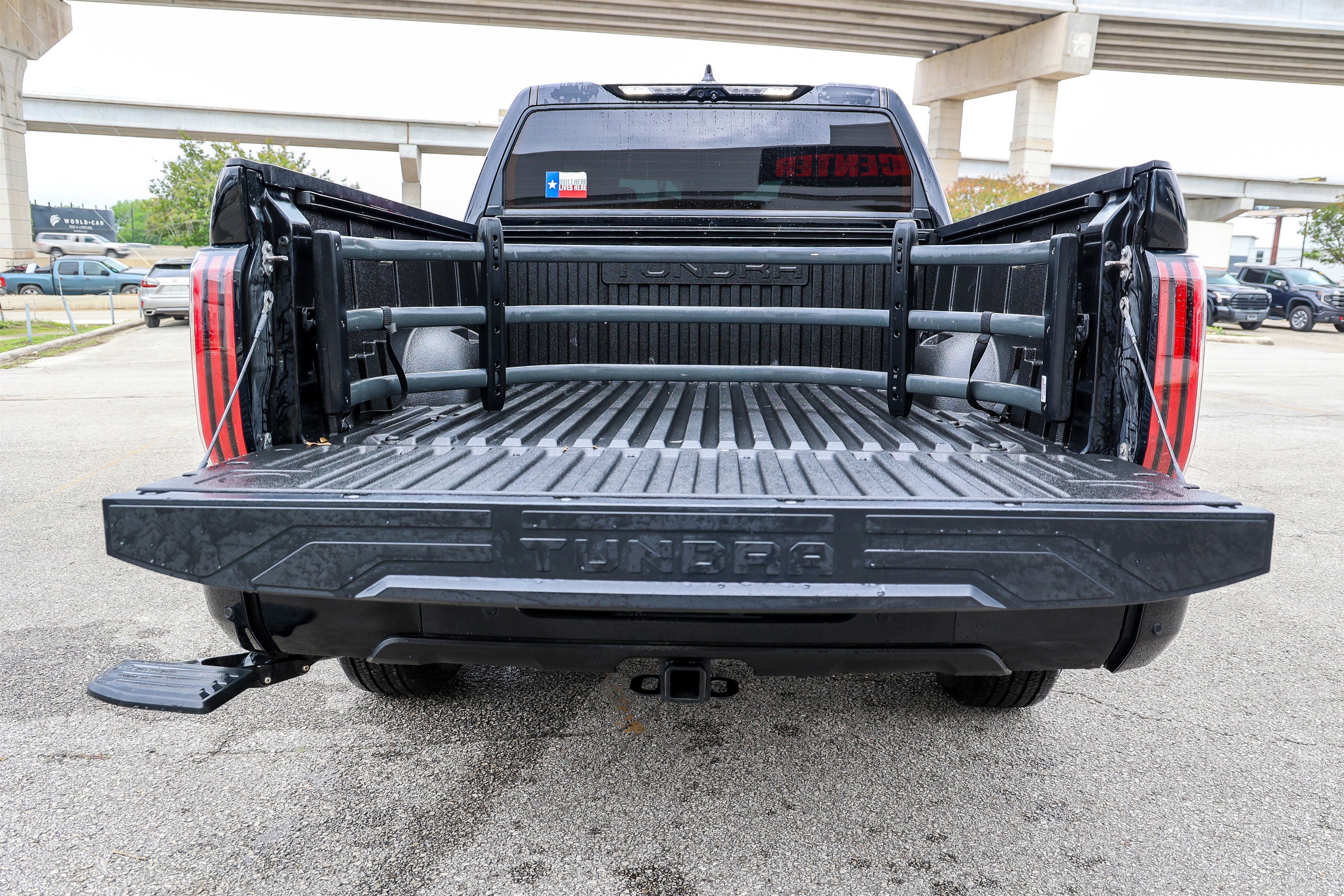 2023 Toyota TUNDRA 4X4 Platinum