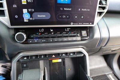 2023 Toyota TUNDRA 4X4 Platinum