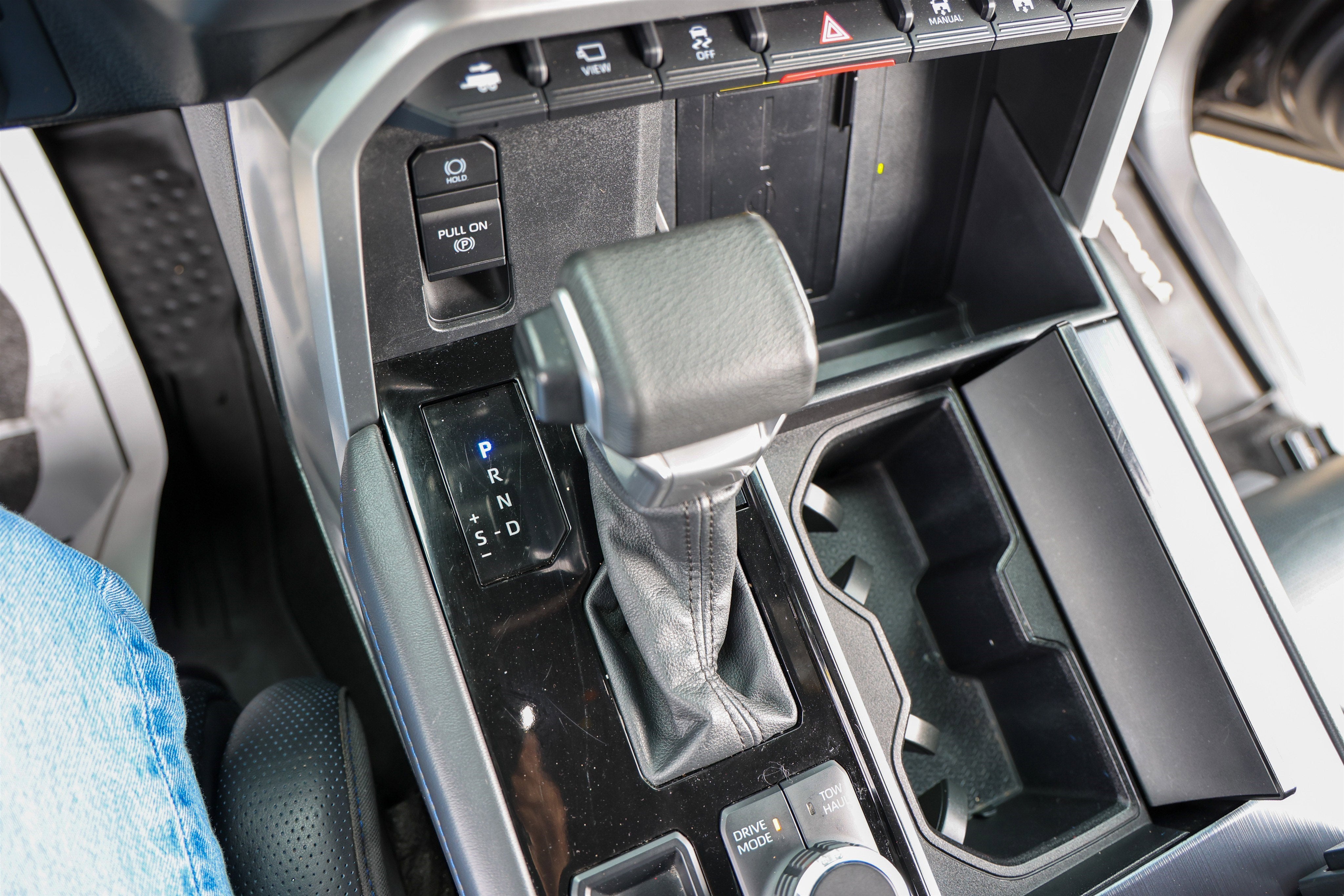 2023 Toyota TUNDRA 4X4 Platinum