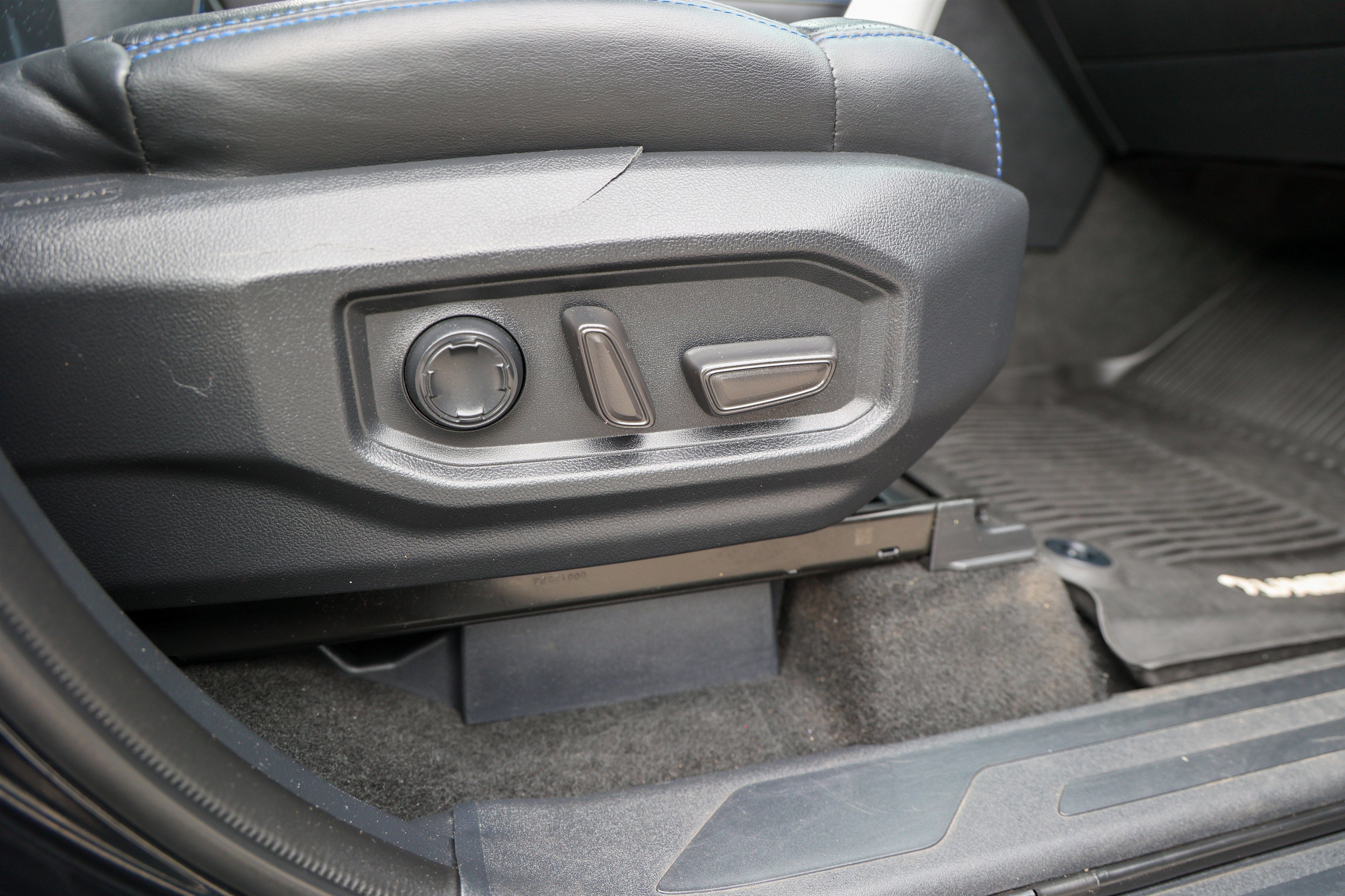 2023 Toyota TUNDRA 4X4 Platinum