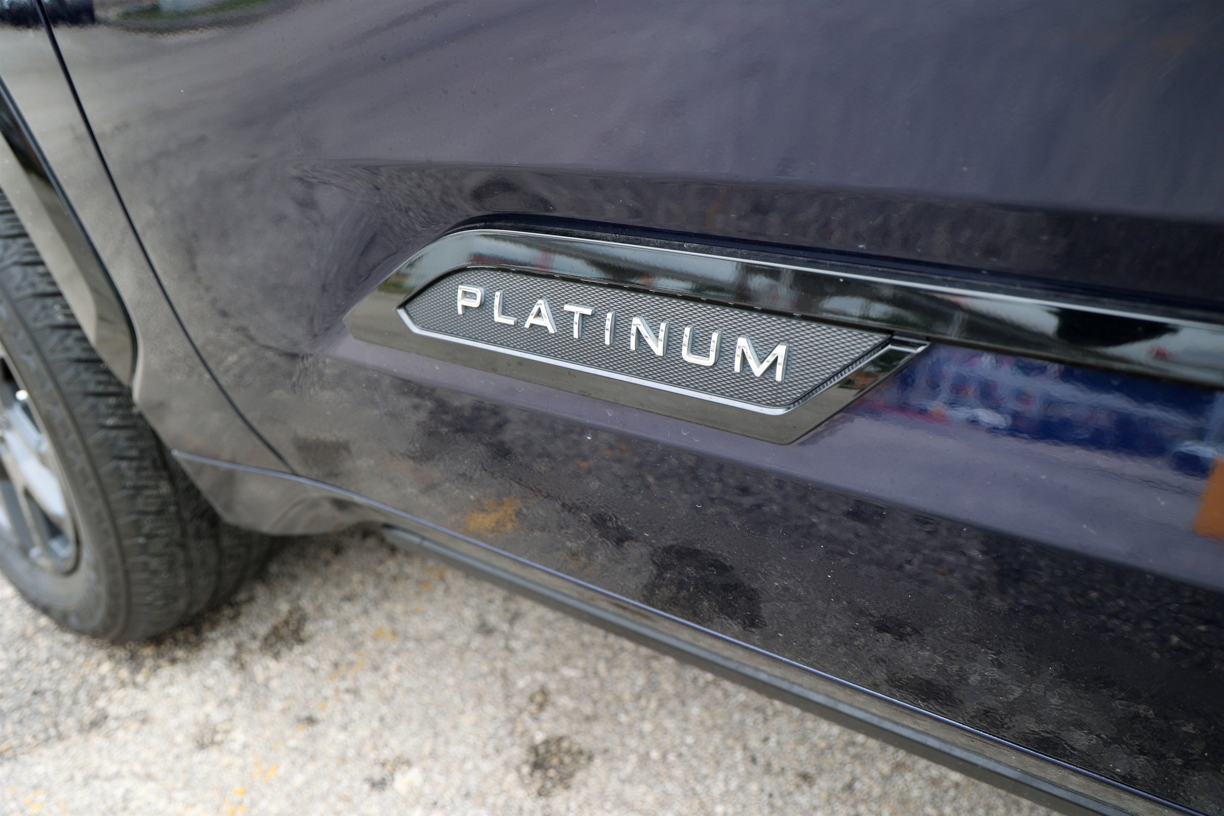 2023 Toyota TUNDRA 4X4 Platinum
