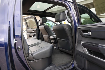 2023 Toyota TUNDRA 4X4 Platinum