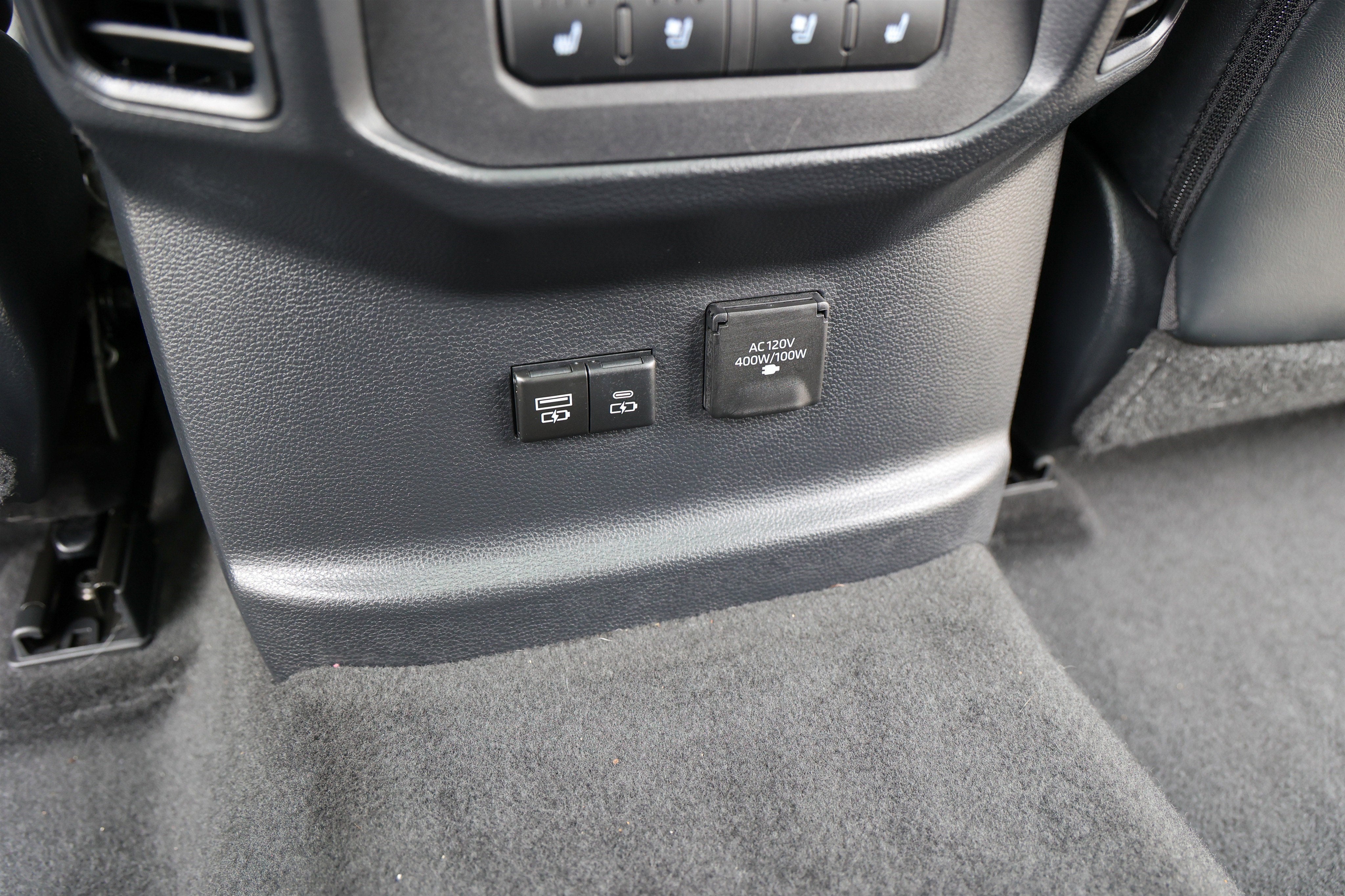 2023 Toyota TUNDRA 4X4 Platinum