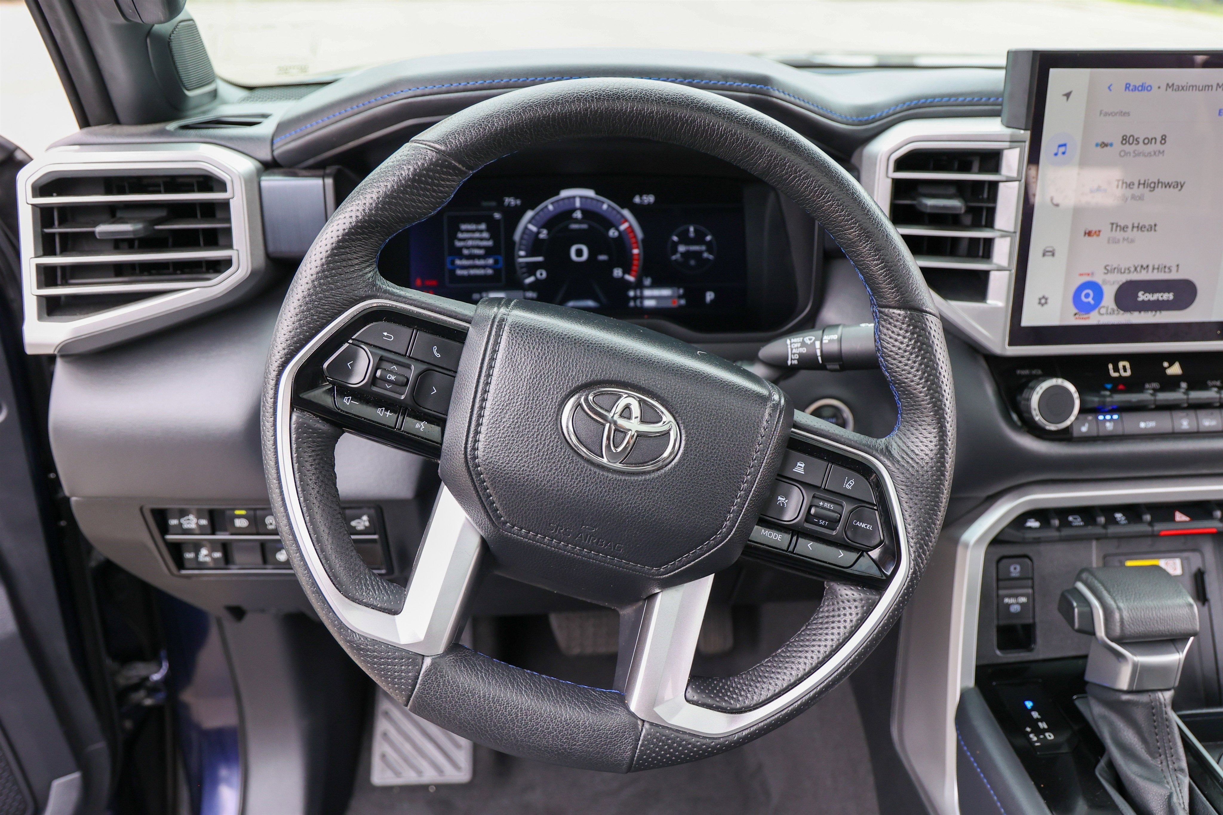 2023 Toyota TUNDRA 4X4 Platinum