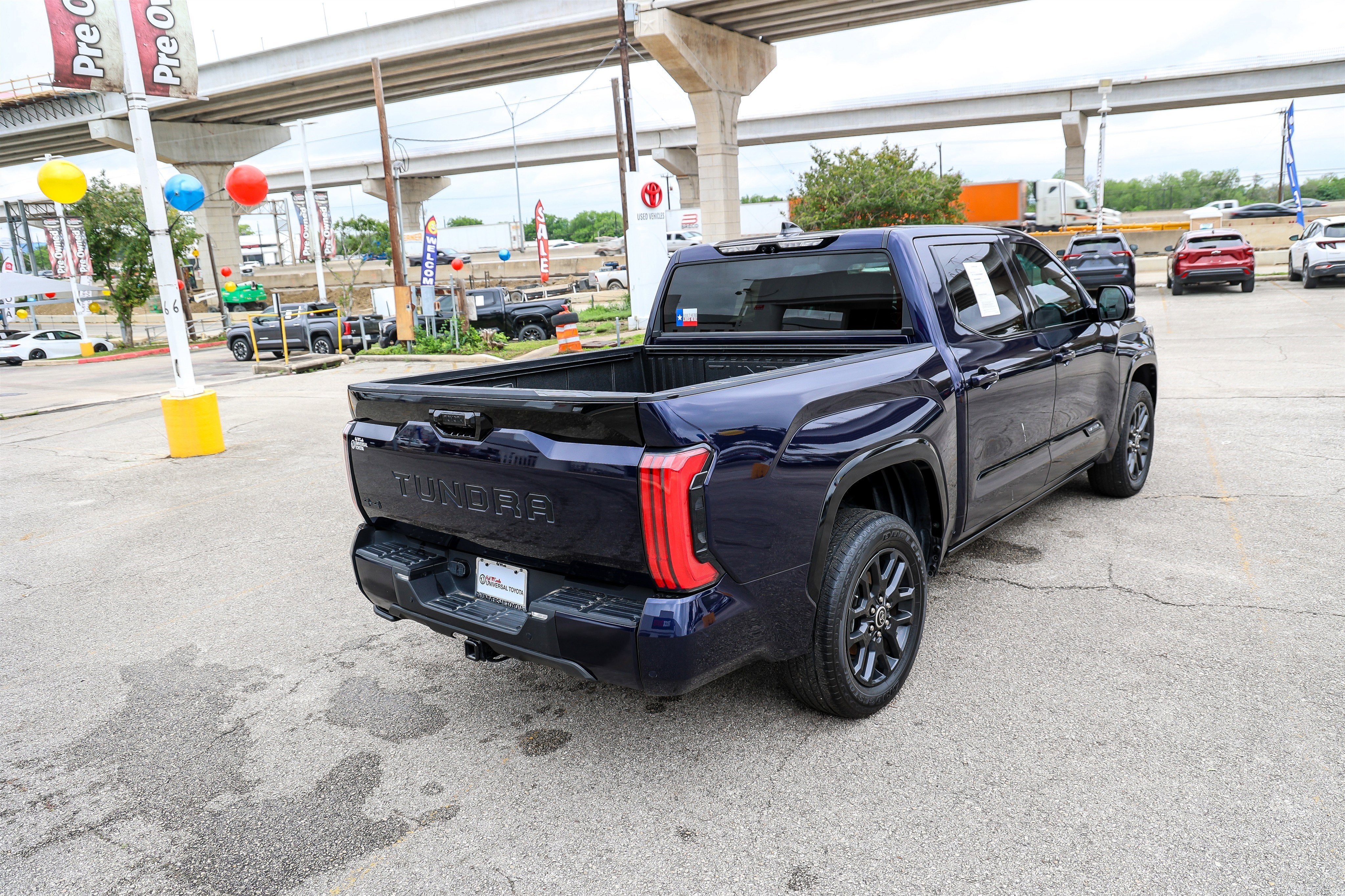 2023 Toyota TUNDRA 4X4 Platinum