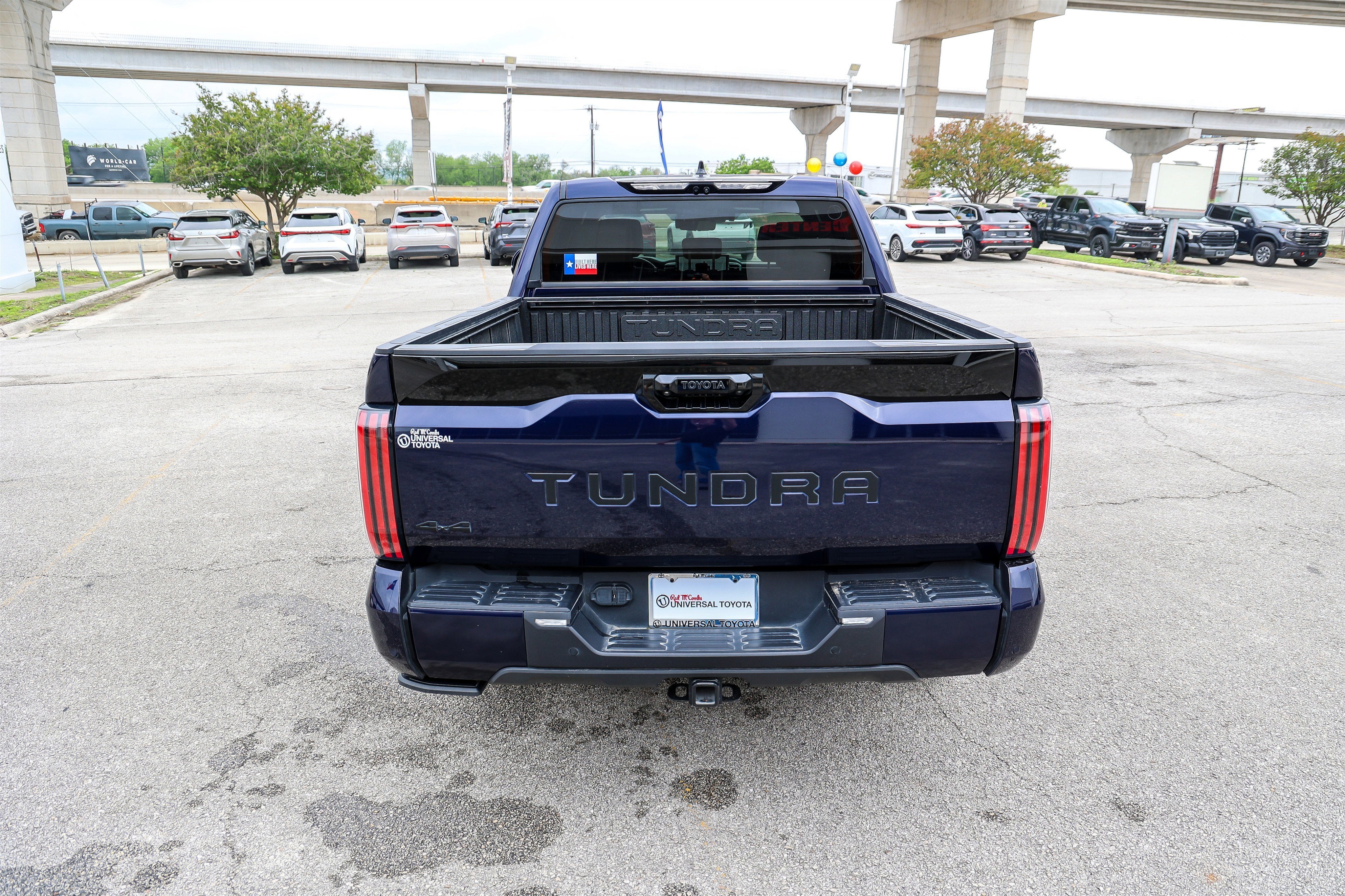 2023 Toyota TUNDRA 4X4 Platinum