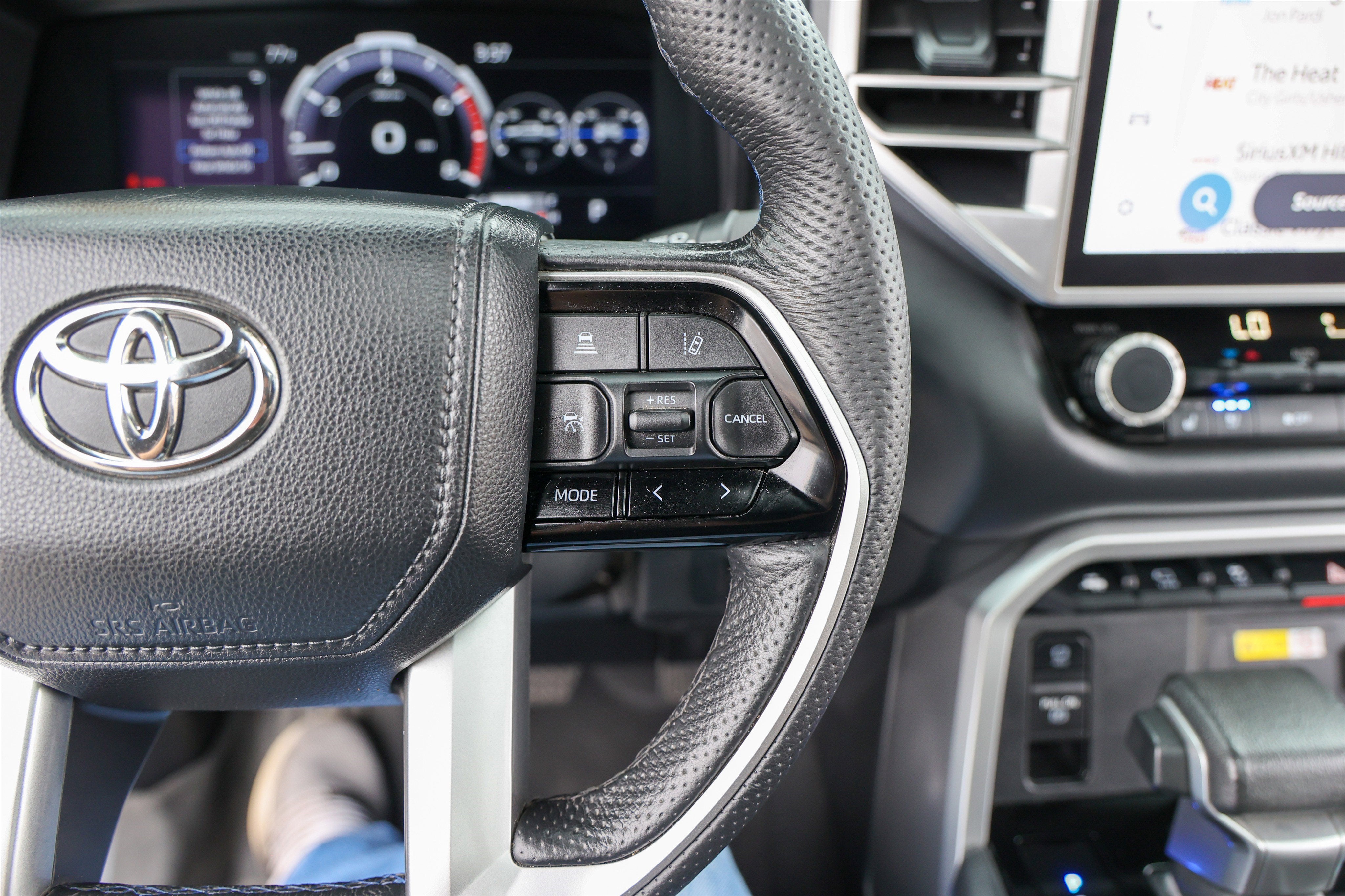 2023 Toyota TUNDRA 4X4 Platinum