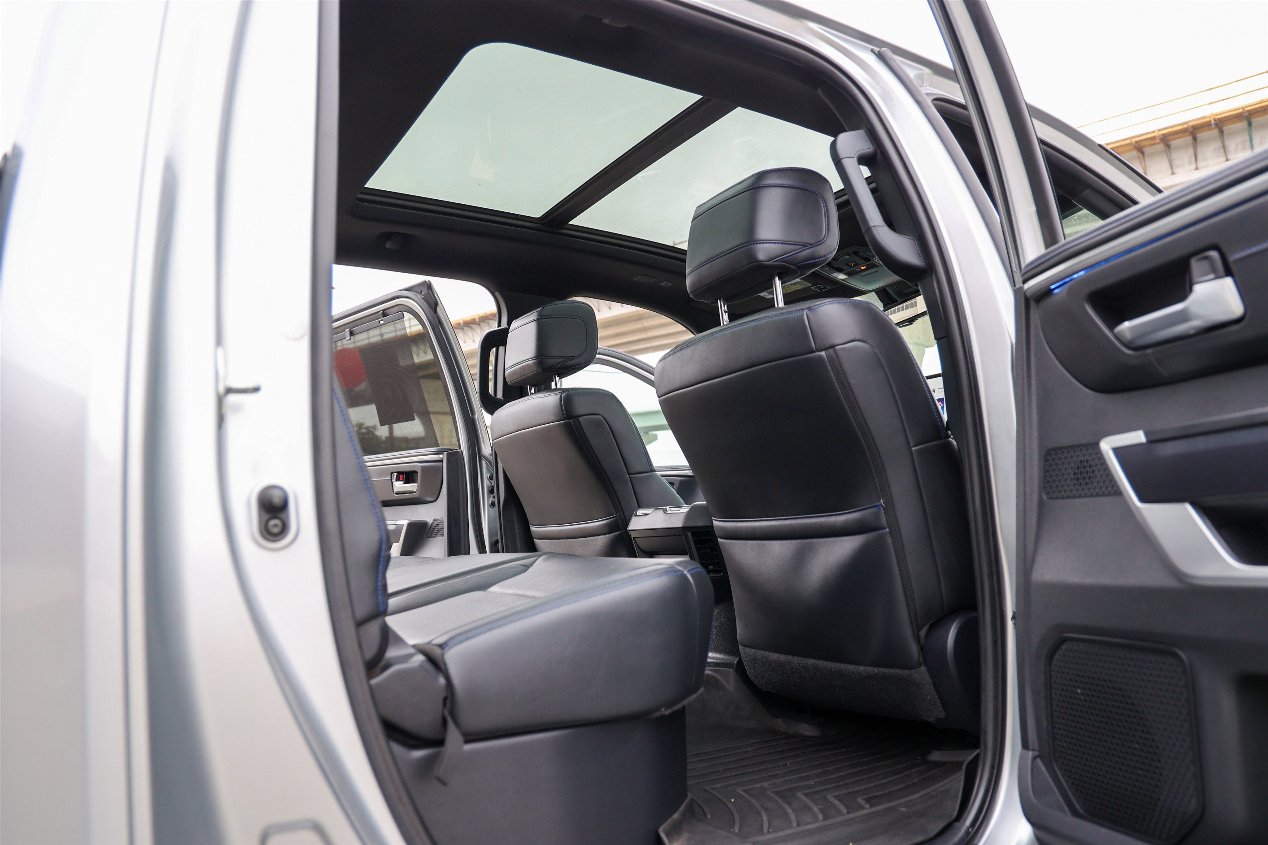 2023 Toyota TUNDRA 4X4 Platinum
