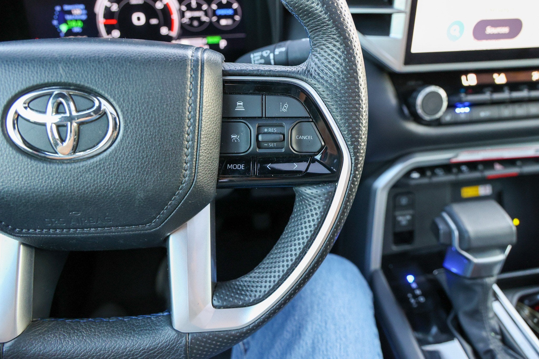 2024 Toyota Tundra i-FORCE MAX Platinum Hybrid