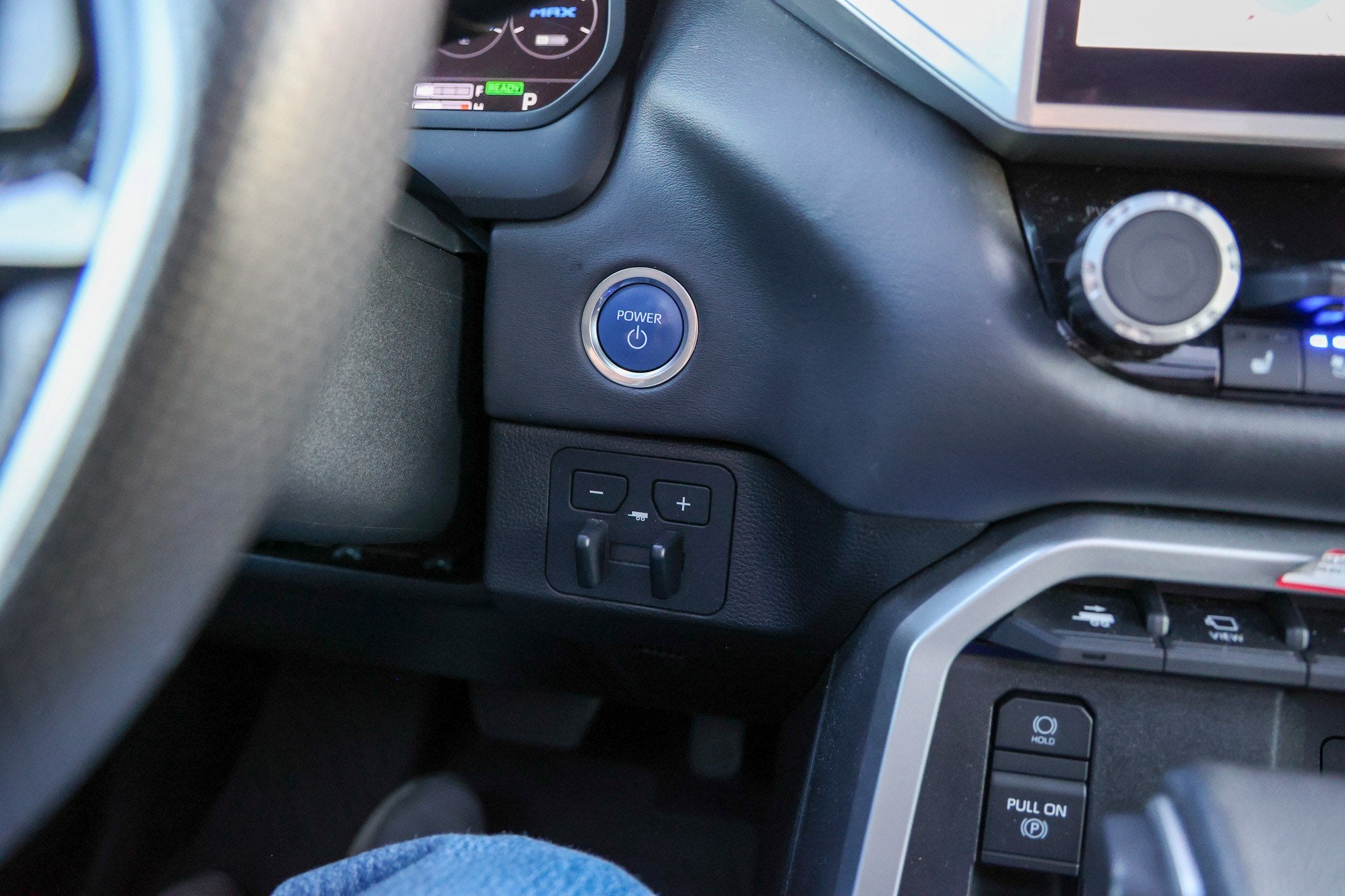2024 Toyota Tundra i-FORCE MAX Platinum Hybrid