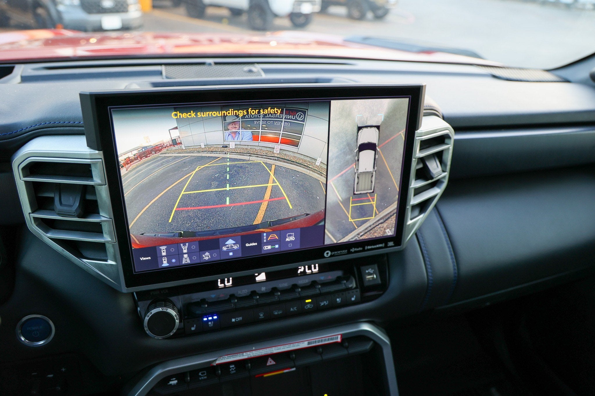 2024 Toyota Tundra i-FORCE MAX Platinum Hybrid