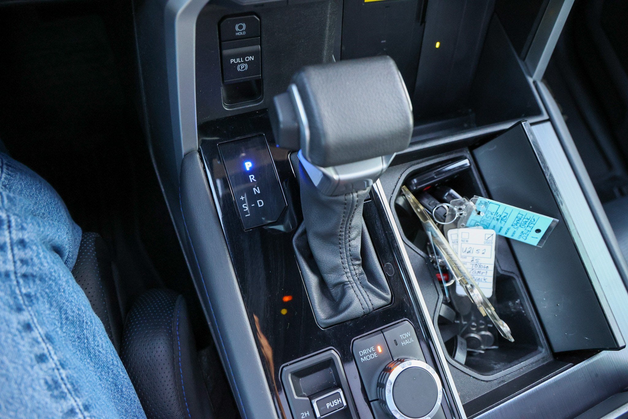 2024 Toyota Tundra i-FORCE MAX Platinum Hybrid