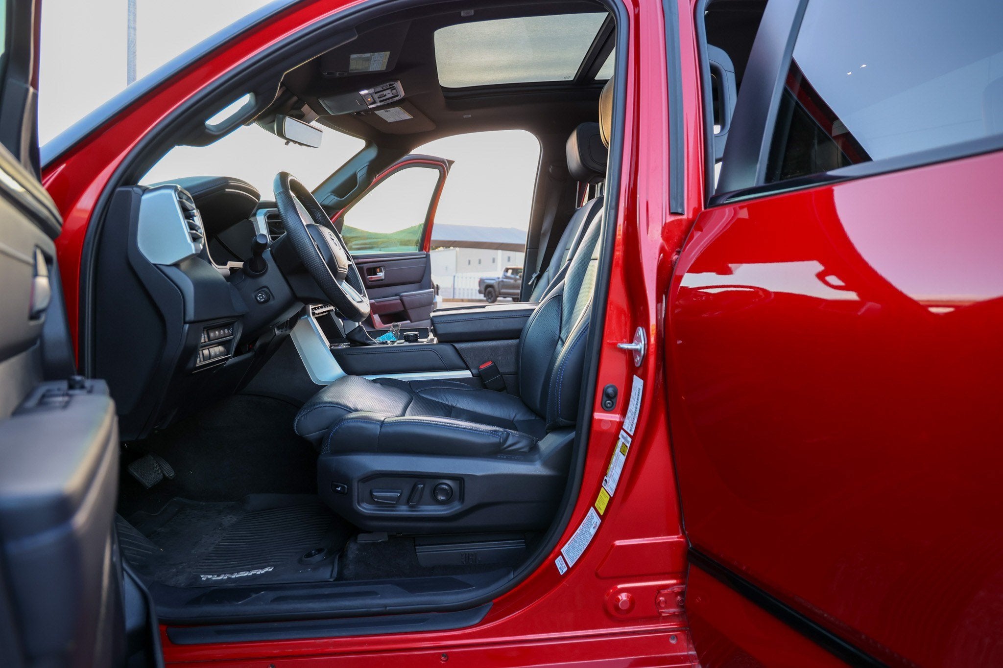 2024 Toyota Tundra i-FORCE MAX Platinum Hybrid
