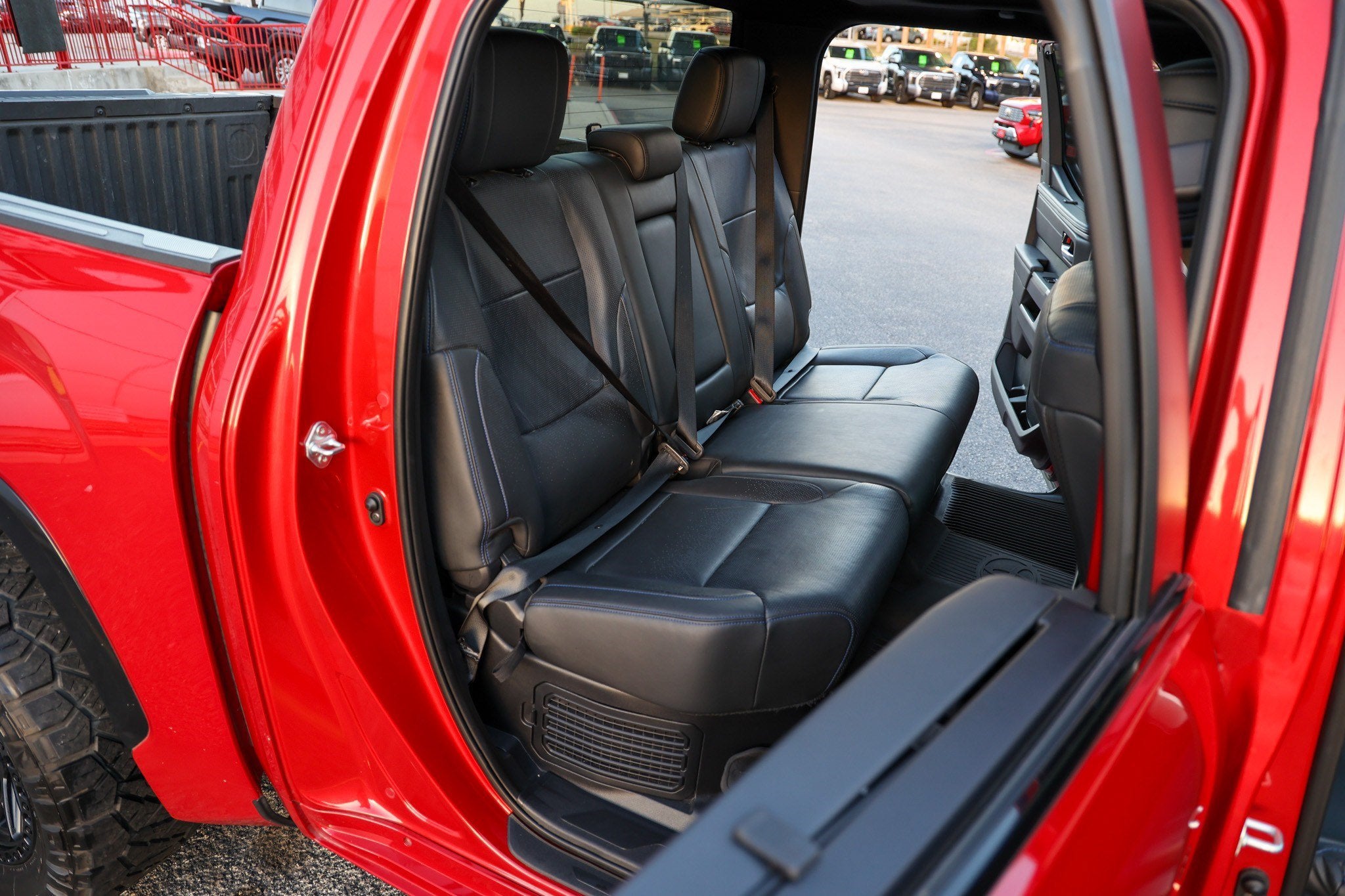 2024 Toyota Tundra i-FORCE MAX Platinum Hybrid