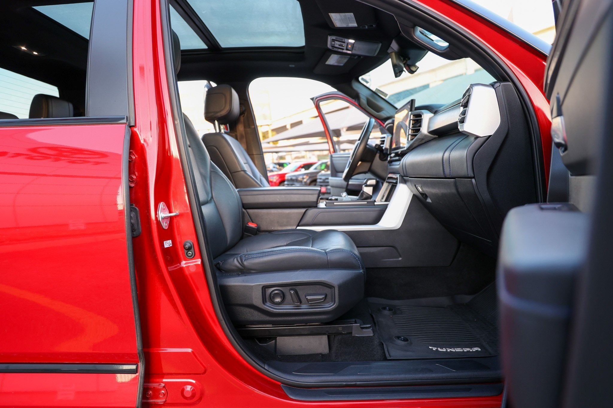 2024 Toyota Tundra i-FORCE MAX Platinum Hybrid