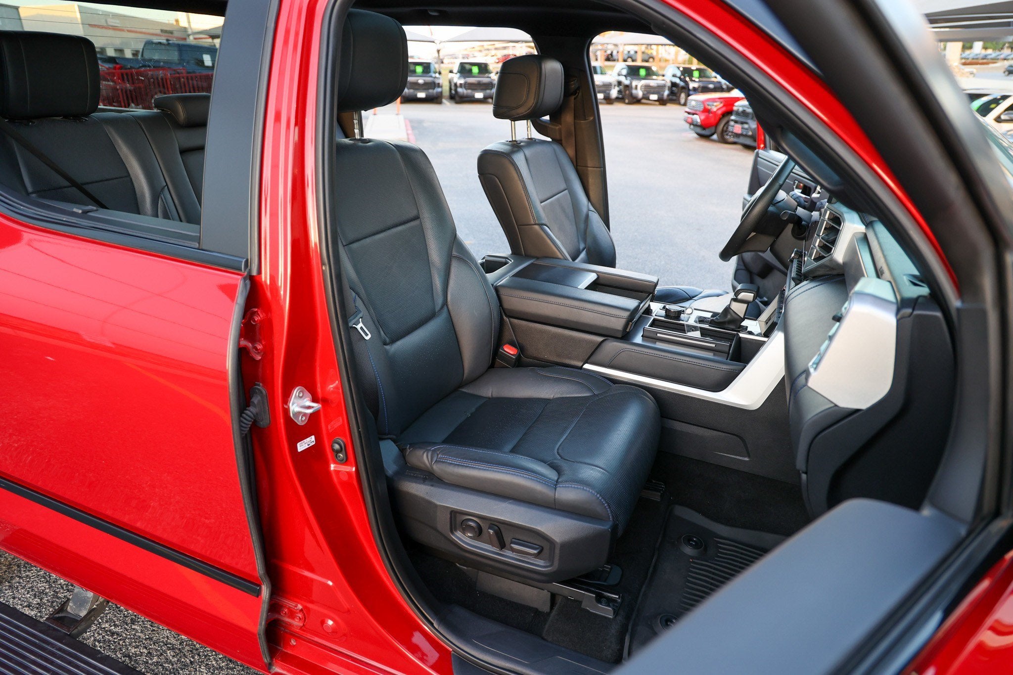 2024 Toyota Tundra i-FORCE MAX Platinum Hybrid