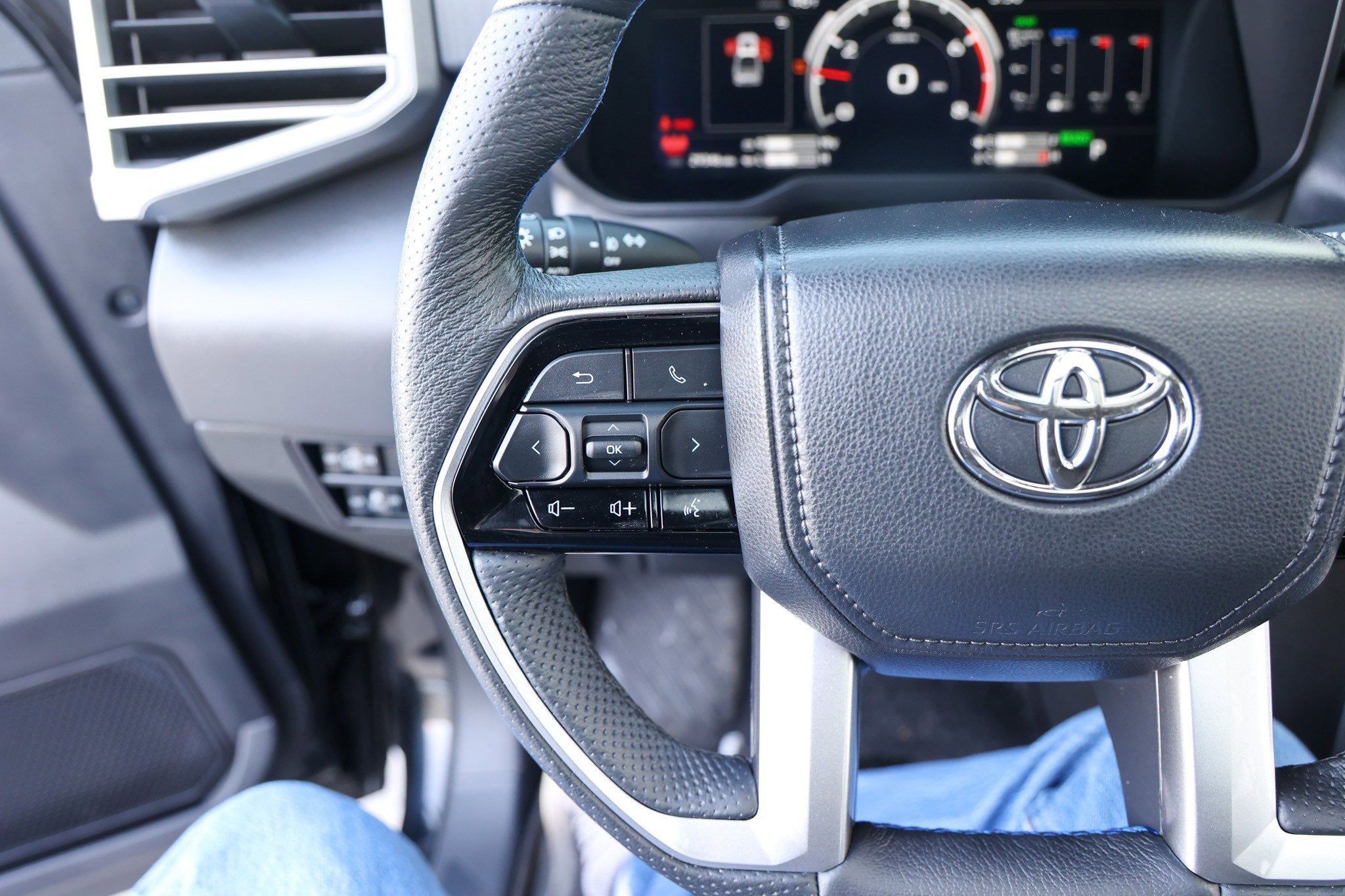 2023 Toyota TUNDRA HV 4X4 Platinum Hybrid