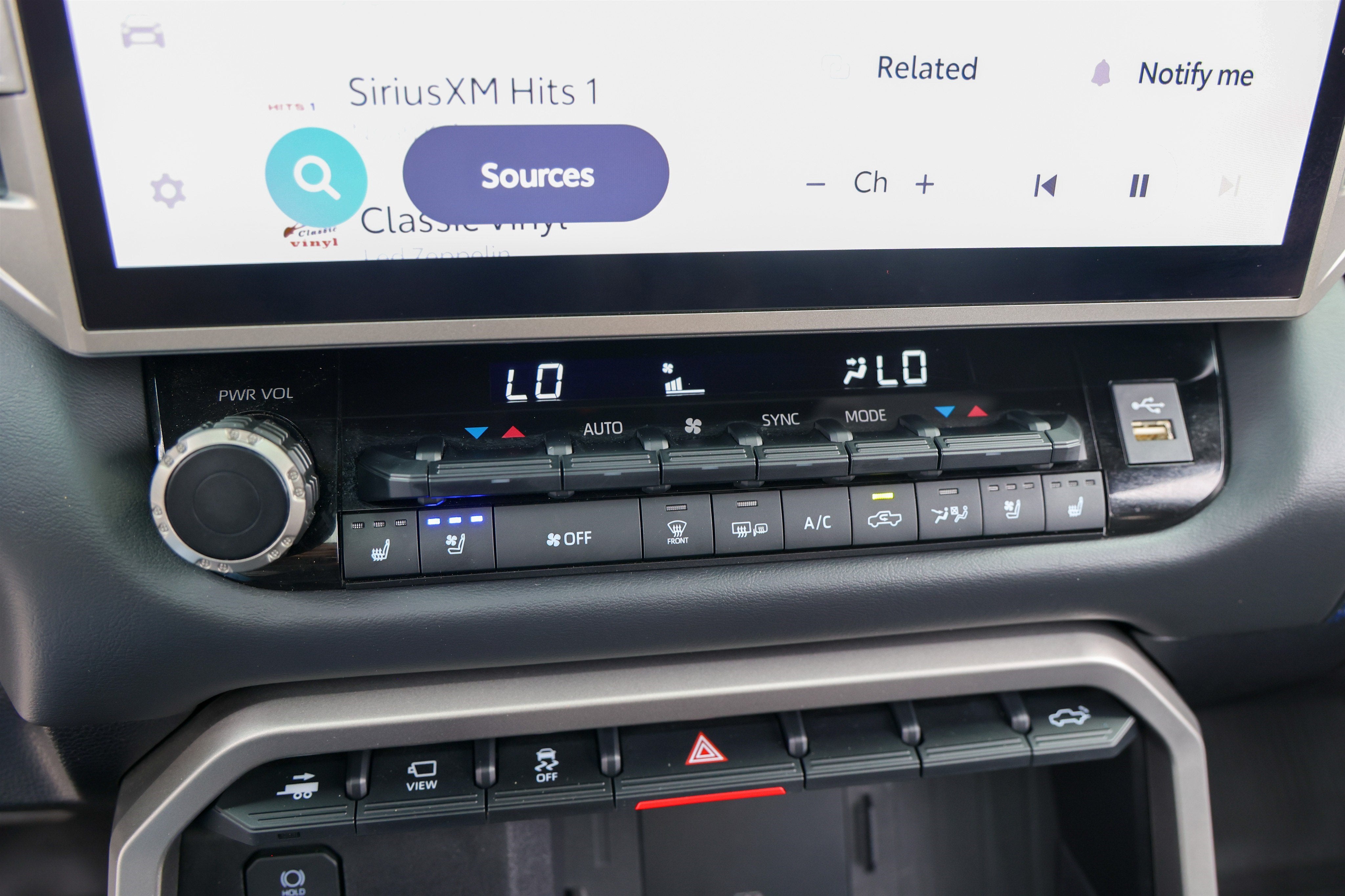 2026 Toyota Tundra i-FORCE MAX Platinum Hybrid