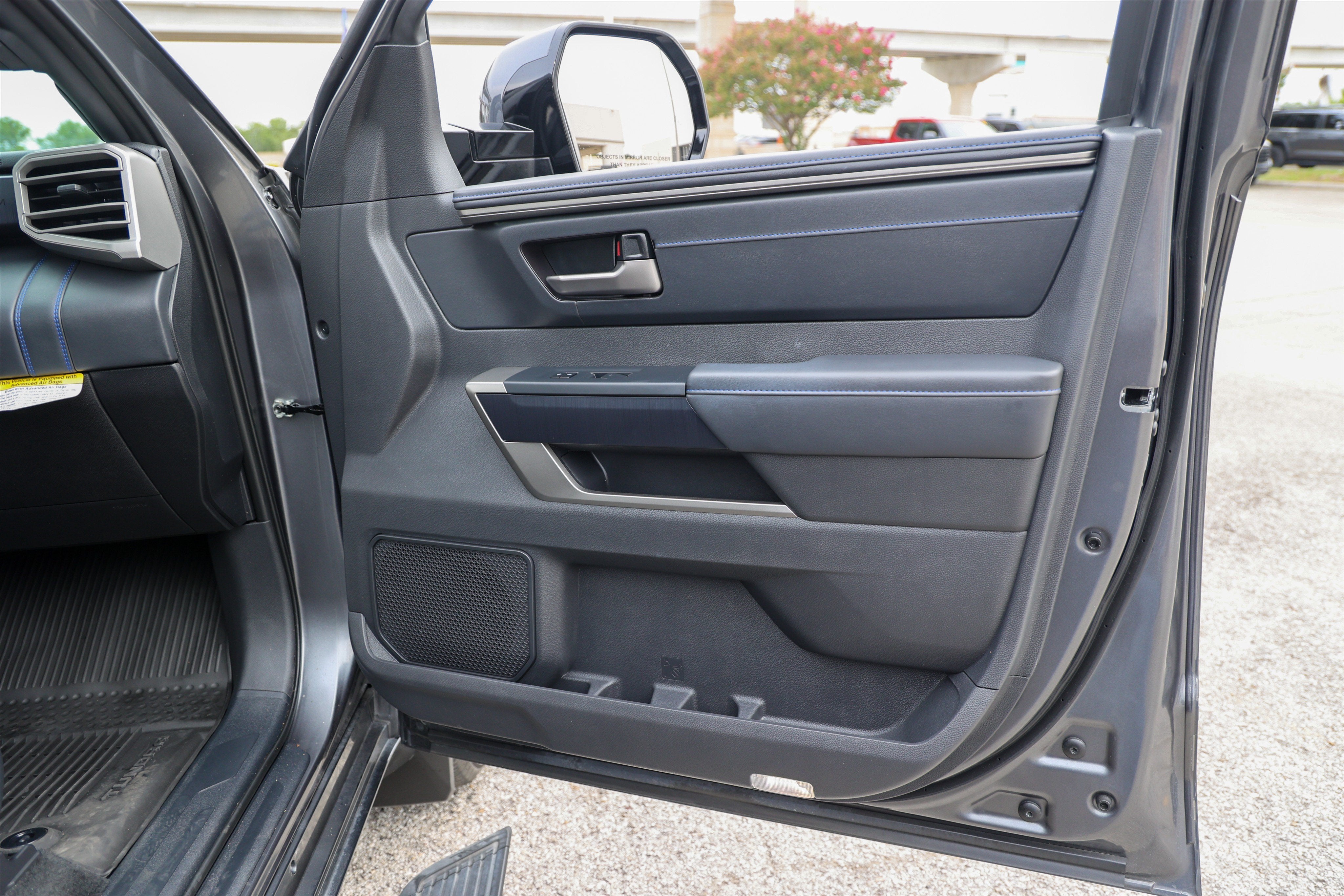 2026 Toyota Tundra i-FORCE MAX Platinum Hybrid