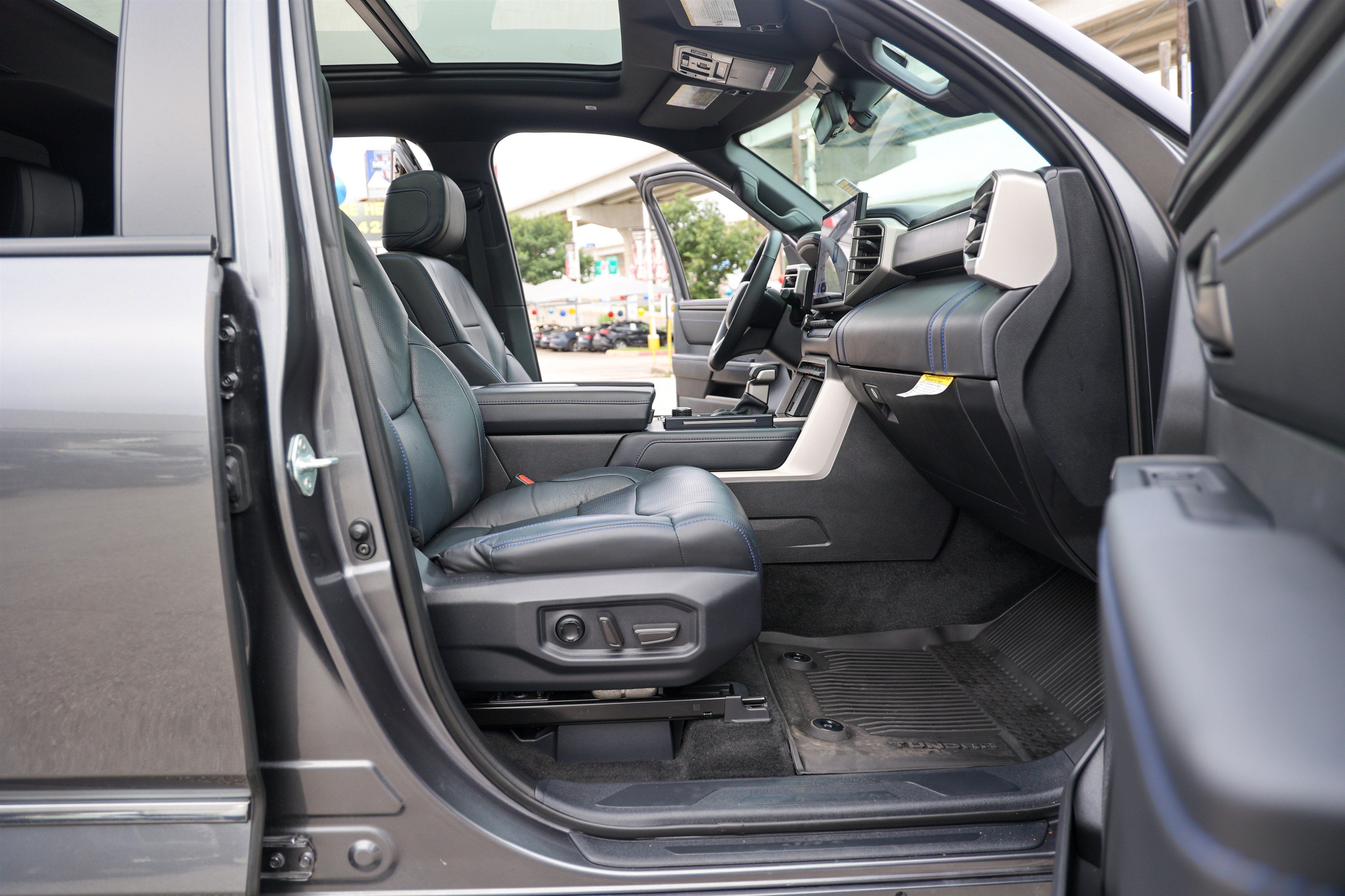 2026 Toyota Tundra i-FORCE MAX Platinum Hybrid