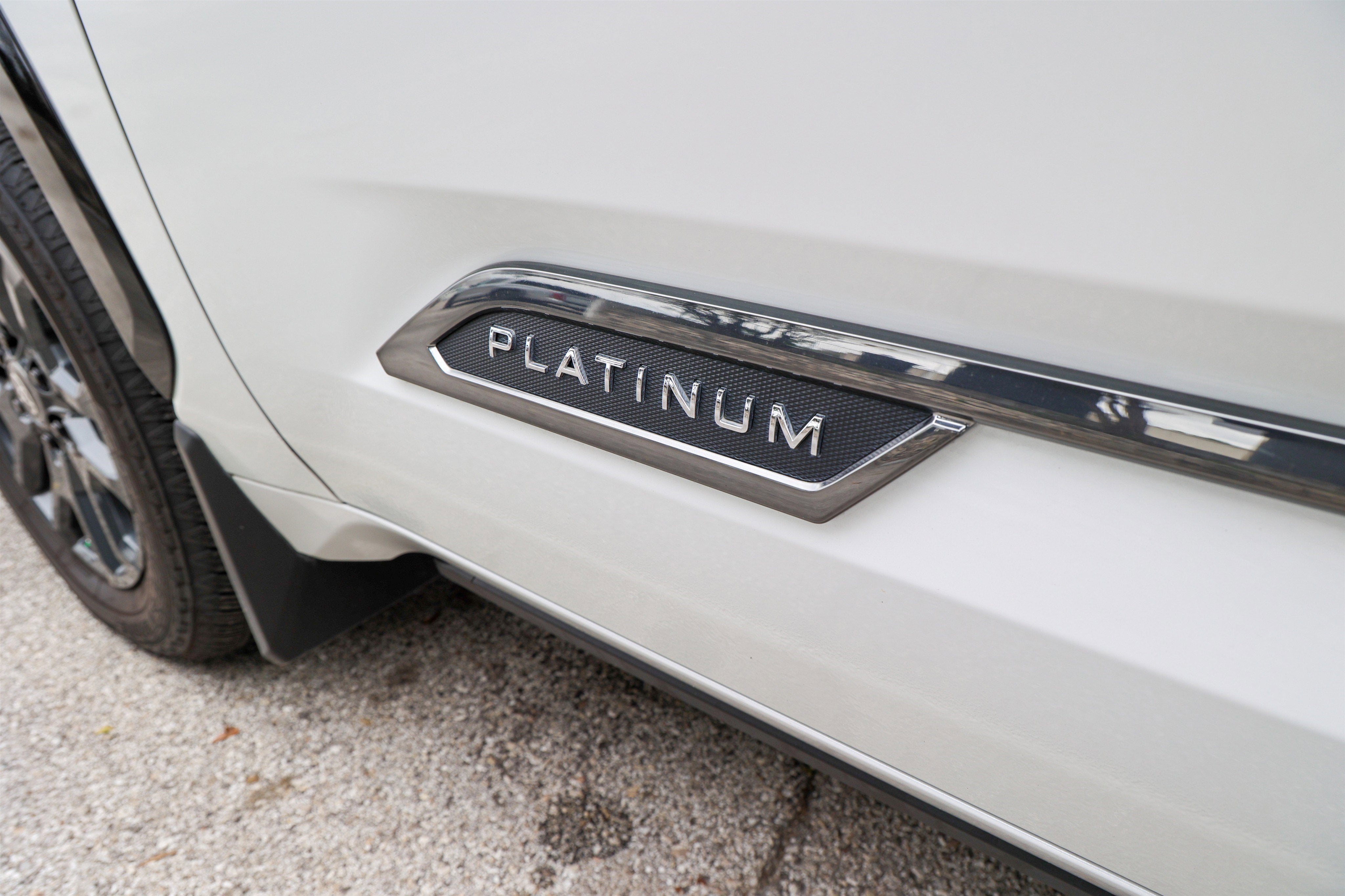 2025 Toyota TUNDRA HV 4X4 Platinum Hybrid