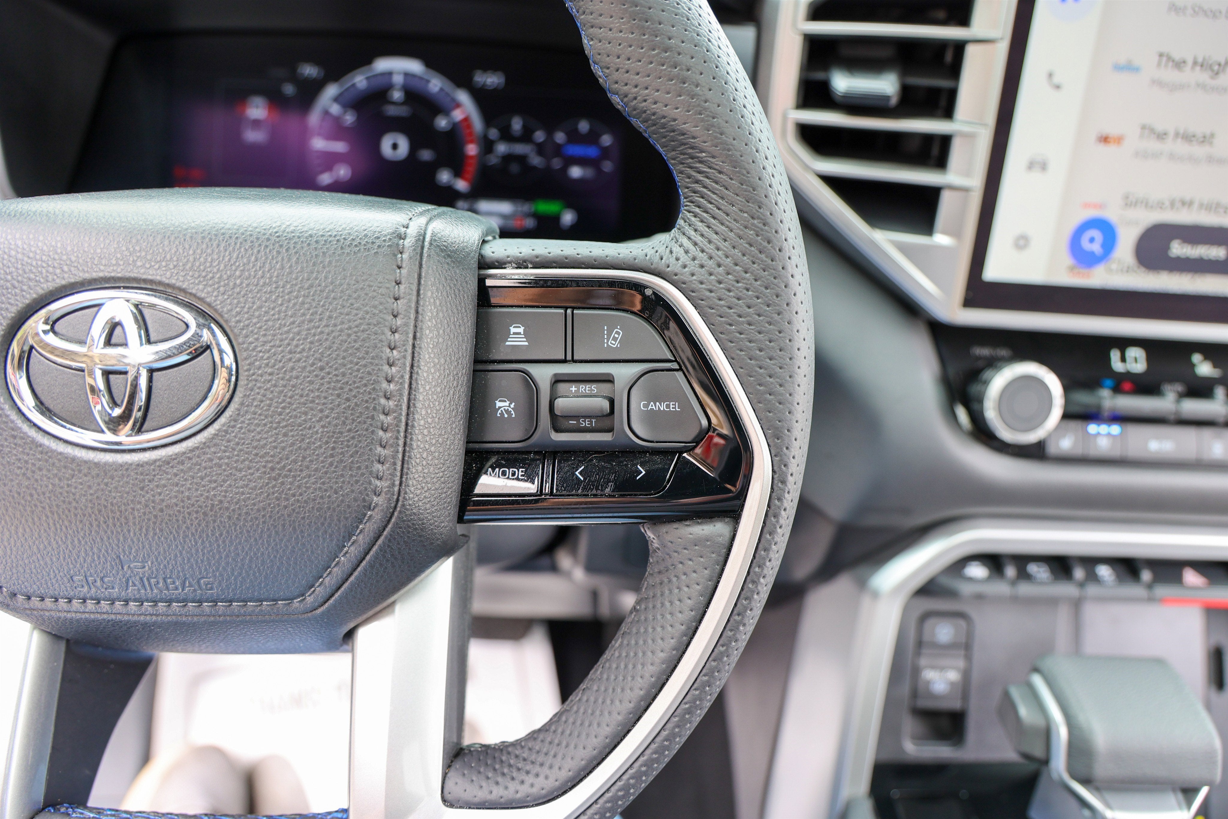 2025 Toyota TUNDRA HV 4X4 Platinum Hybrid