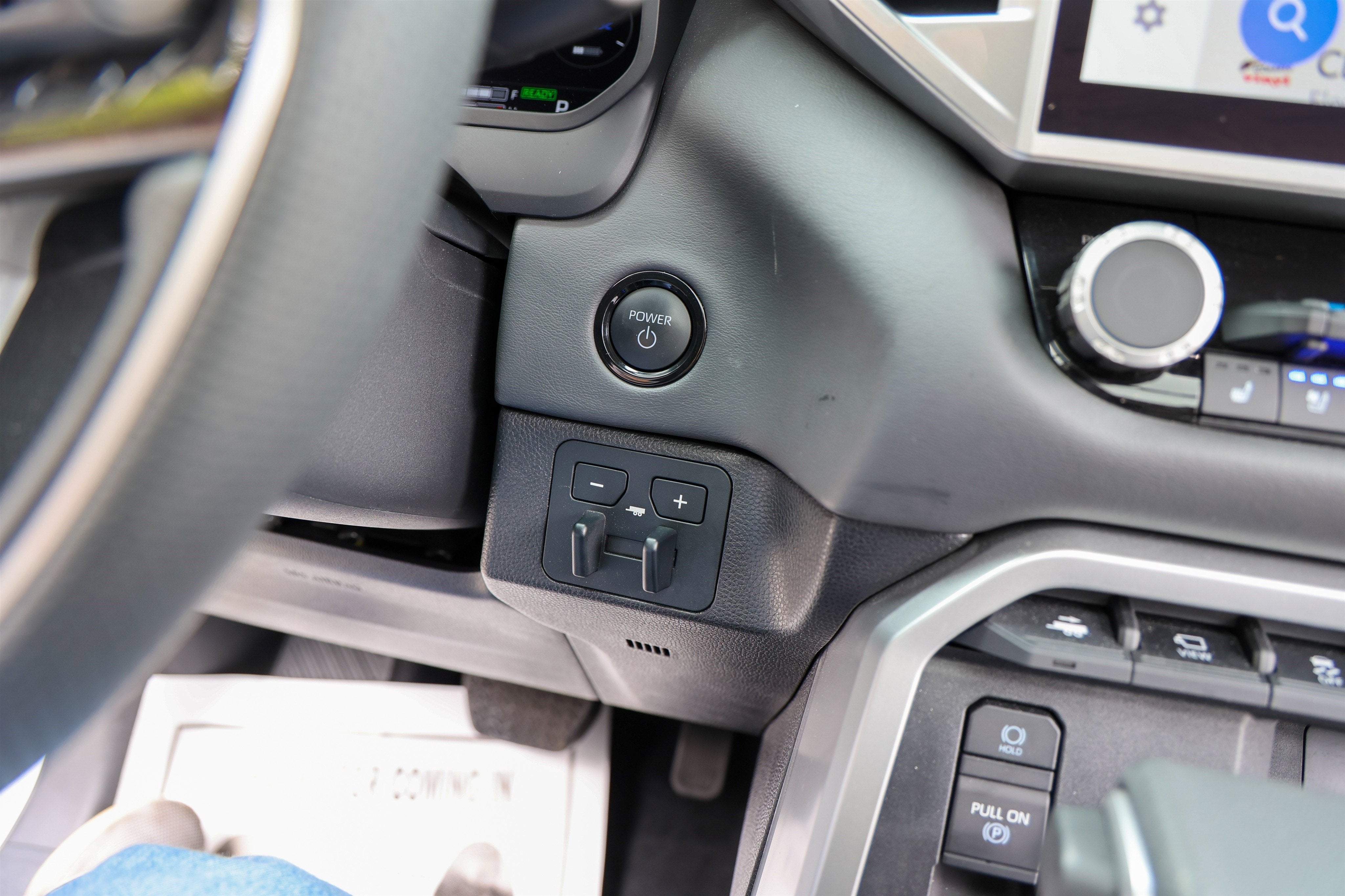 2025 Toyota TUNDRA HV 4X4 Platinum Hybrid