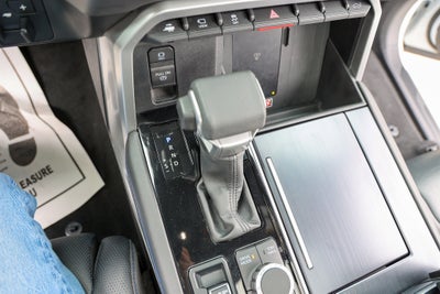 2025 Toyota TUNDRA HV 4X4 Platinum Hybrid