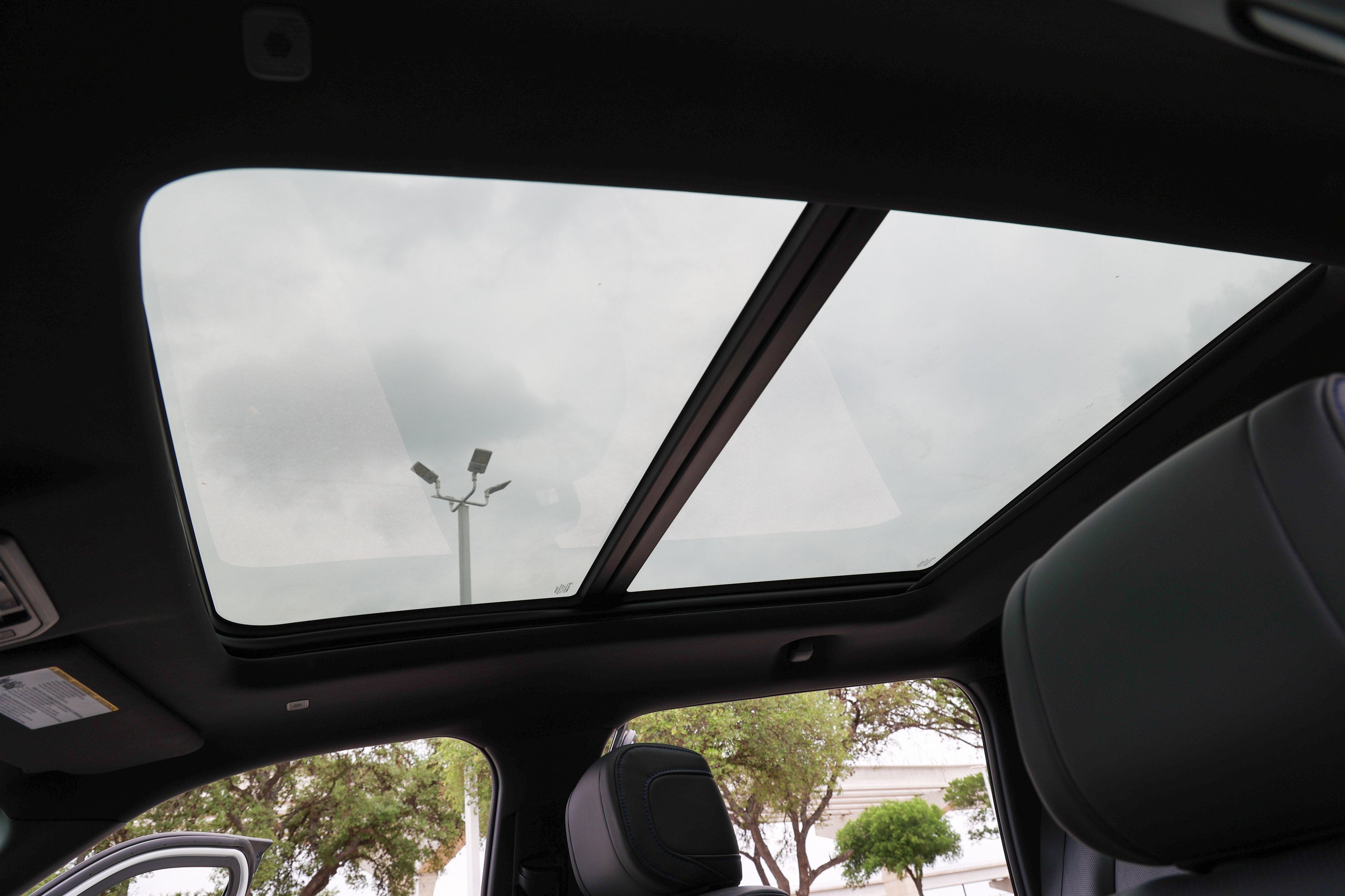 2025 Toyota TUNDRA HV 4X4 Platinum Hybrid