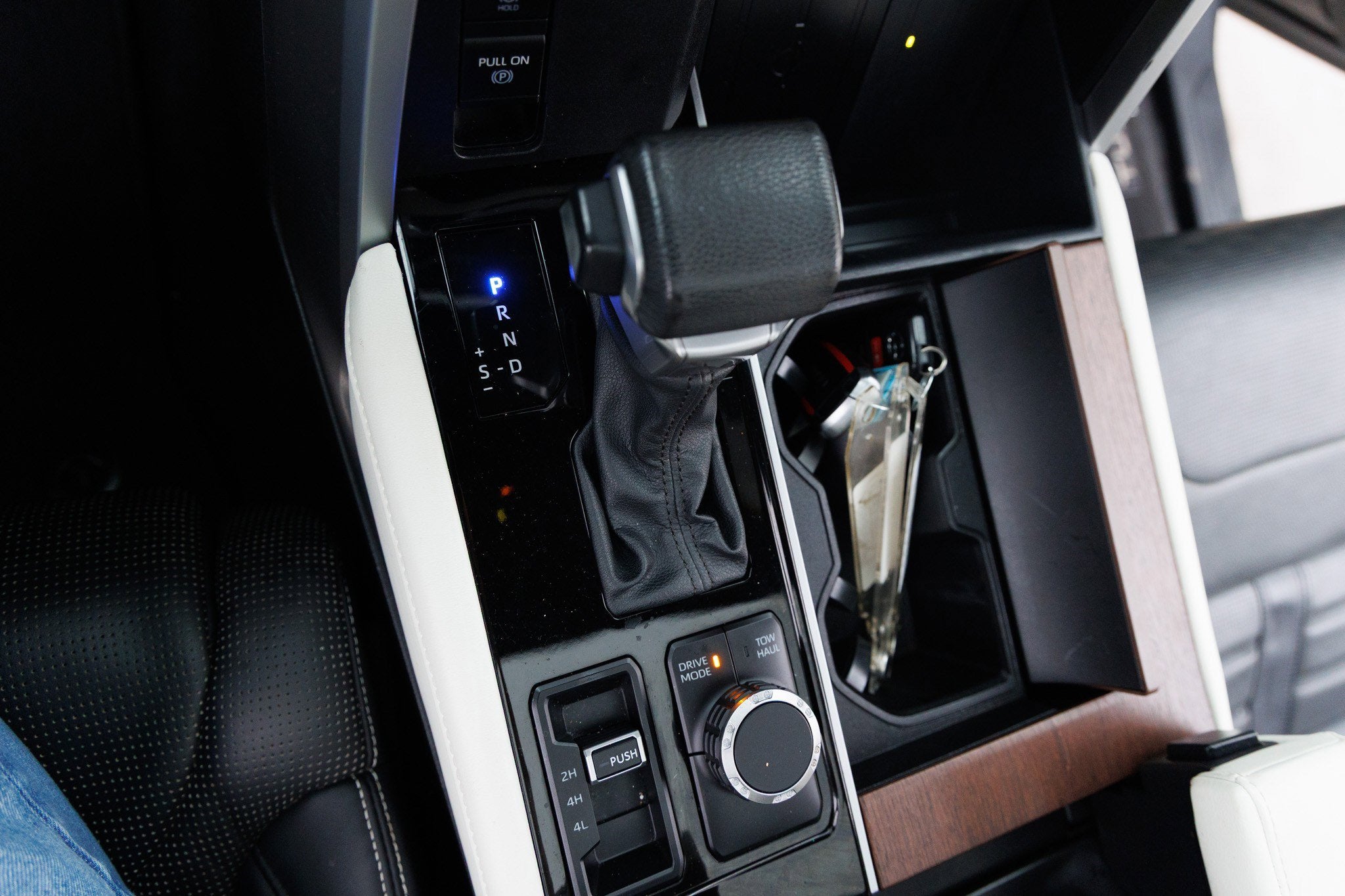 2023 Toyota TUNDRA HV 4X4 Capstone Hybrid