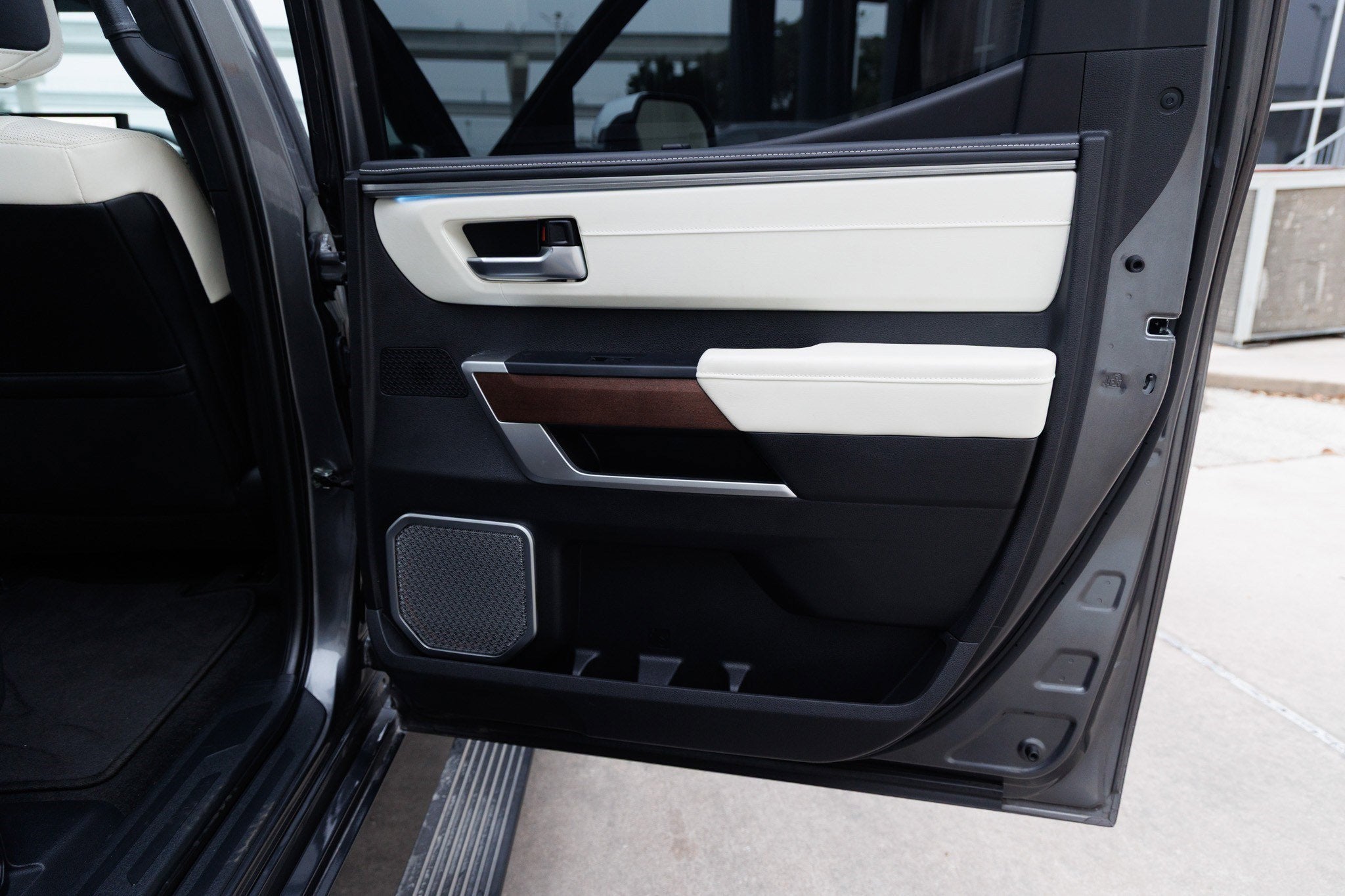 2023 Toyota TUNDRA HV 4X4 Capstone Hybrid