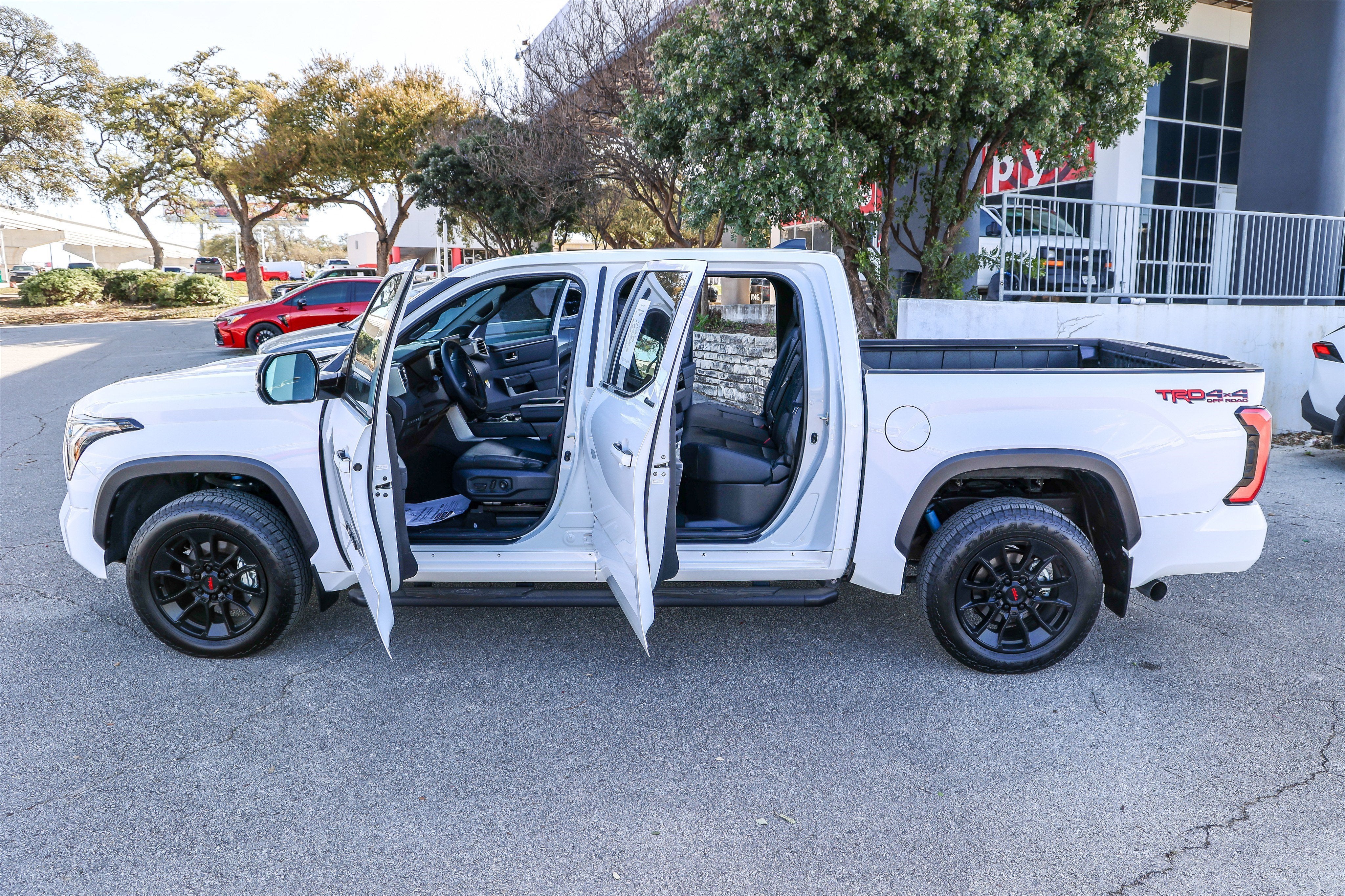 2025 Toyota TUNDRA 4X4 Limited