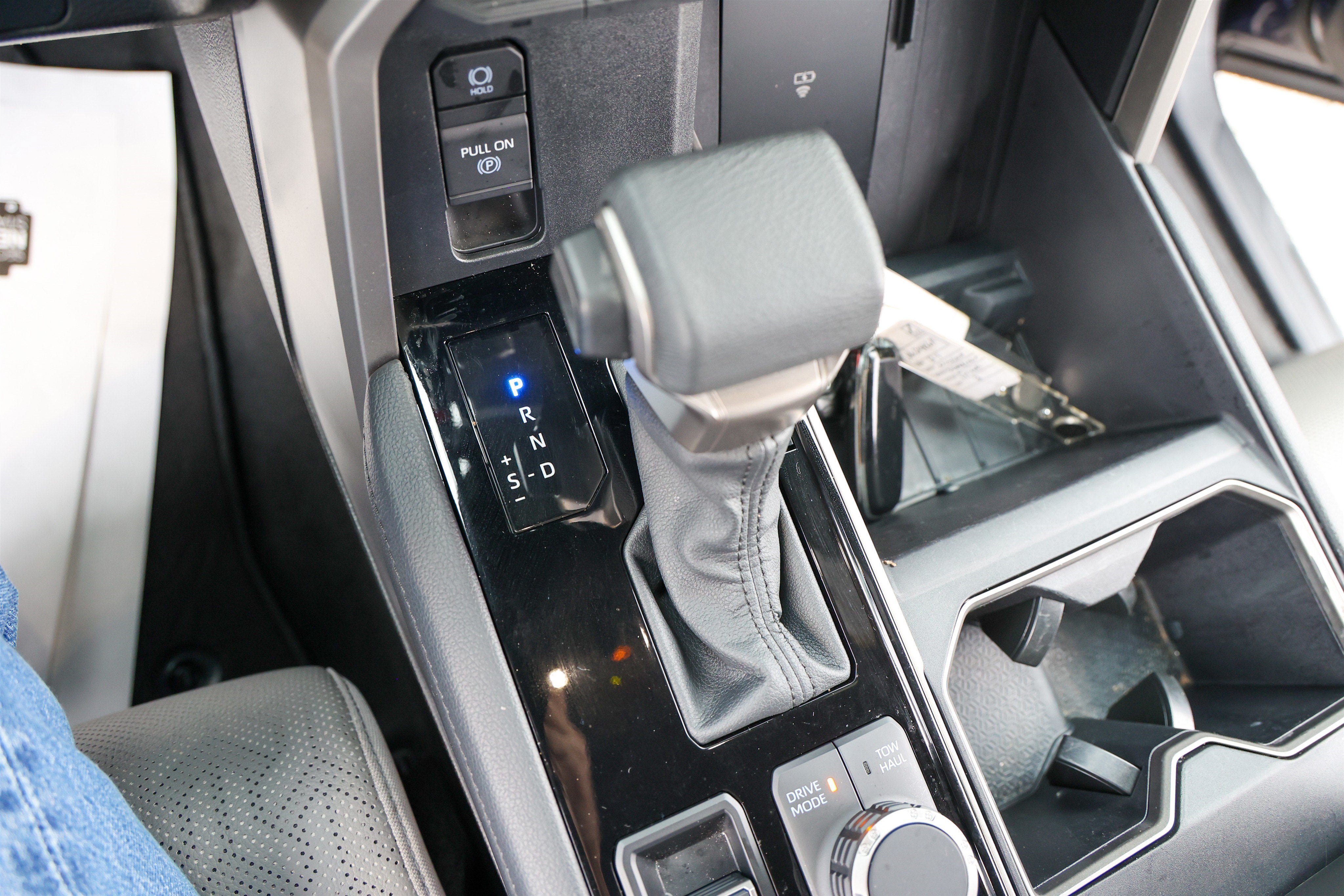 2025 Toyota TUNDRA 4X4 Limited