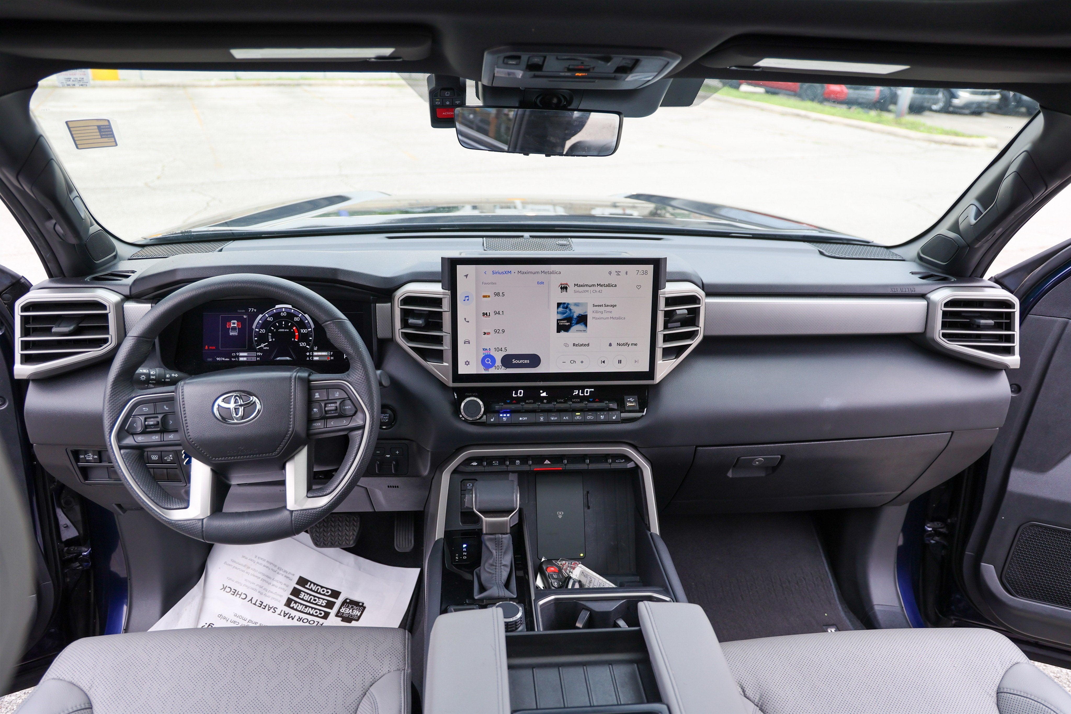 2025 Toyota TUNDRA 4X4 Limited